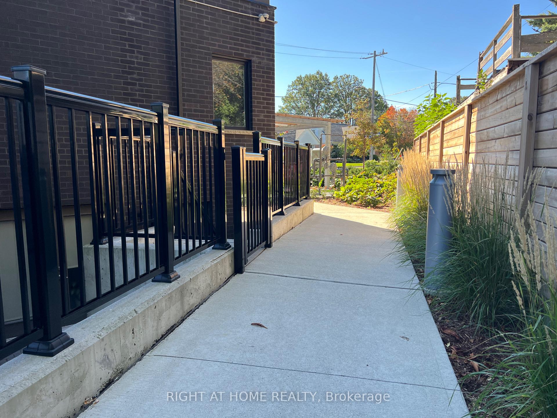 Photo 24 of Unit 5, 10 Marquette Avenue, Toronto, Englemount-Lawrence — HOMEH
