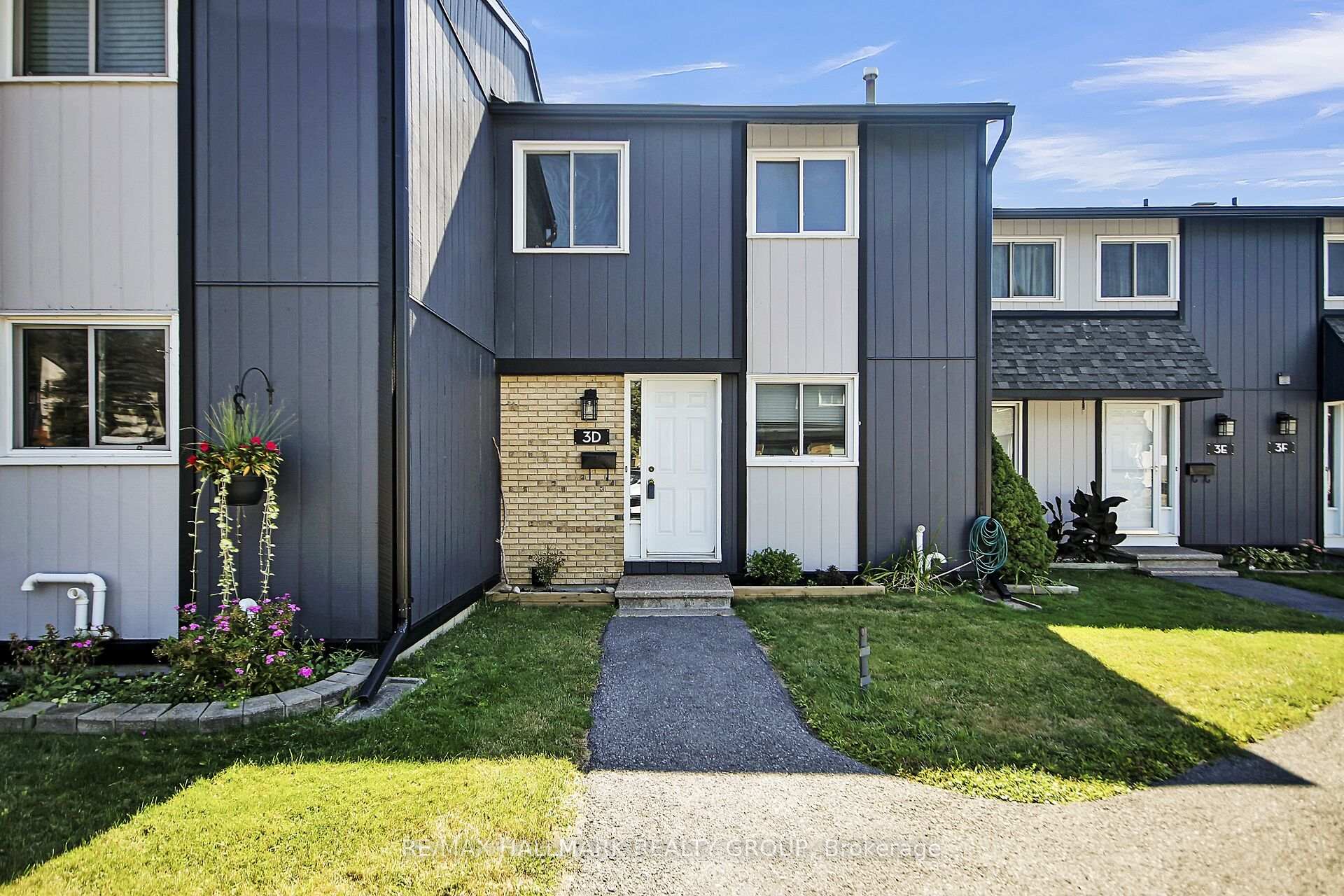 Photo 1 of Unit D, 3 Spring Grove Lane, Ottawa, Barrhaven - Pheasant Run — HOMEH