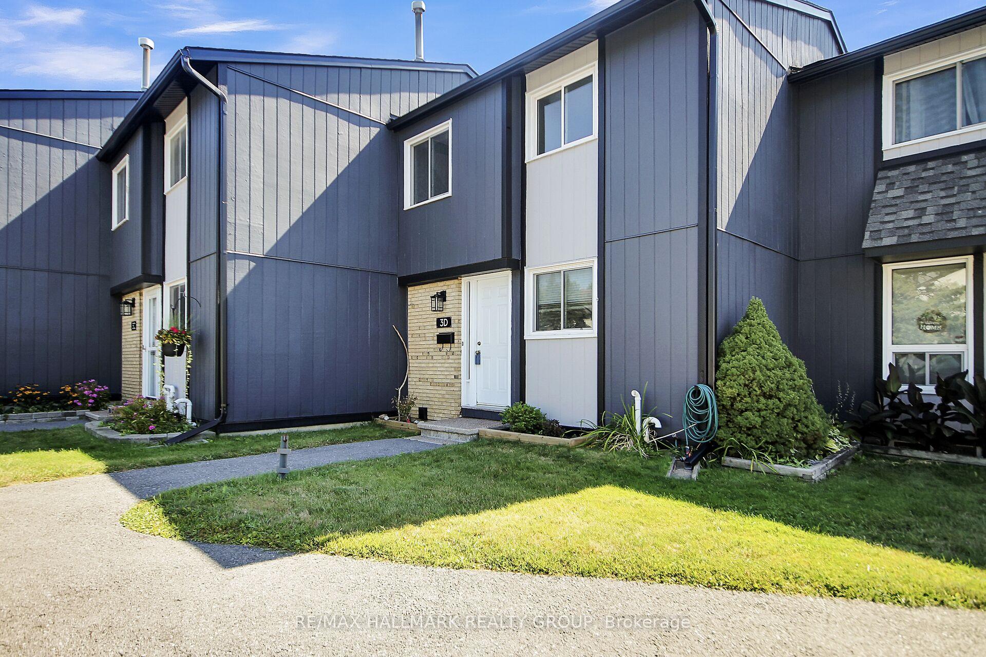 Photo 2 of Unit D, 3 Spring Grove Lane, Ottawa, Barrhaven - Pheasant Run — HOMEH