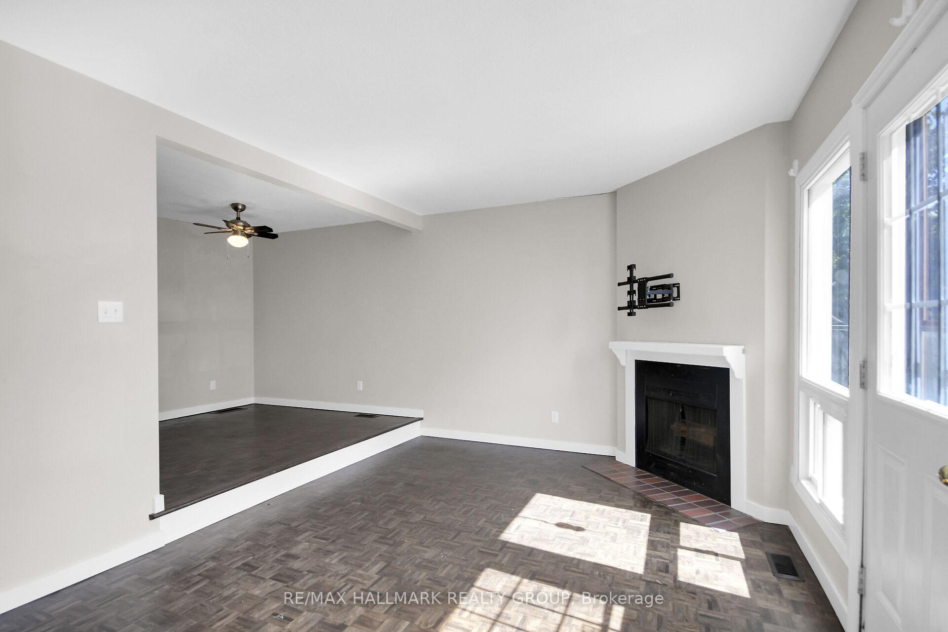 Photo 13 of Unit D, 3 Spring Grove Lane, Ottawa, Barrhaven - Pheasant Run — HOMEH