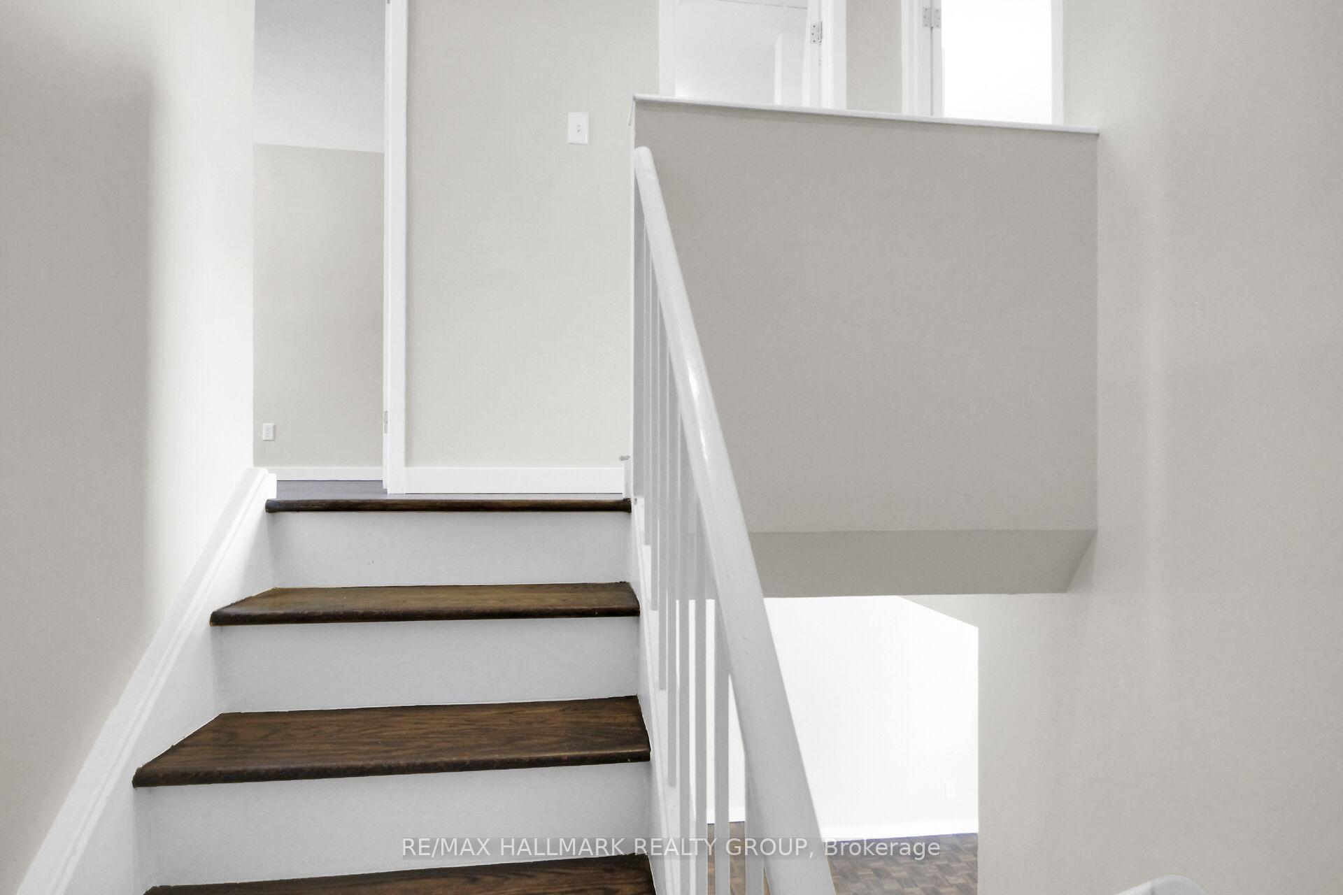Photo 19 of Unit D, 3 Spring Grove Lane, Ottawa, Barrhaven - Pheasant Run — HOMEH
