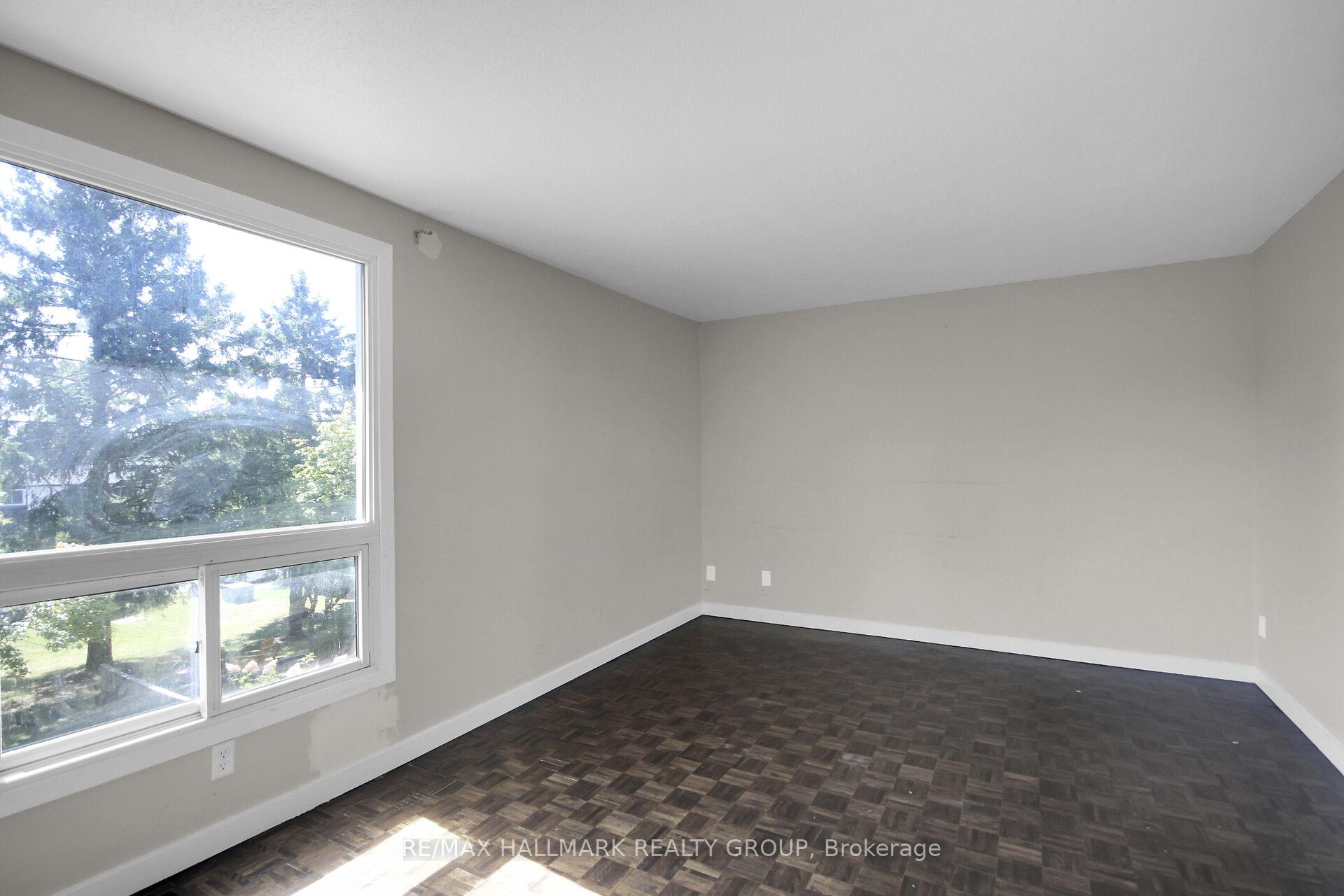Photo 21 of Unit D, 3 Spring Grove Lane, Ottawa, Barrhaven - Pheasant Run — HOMEH