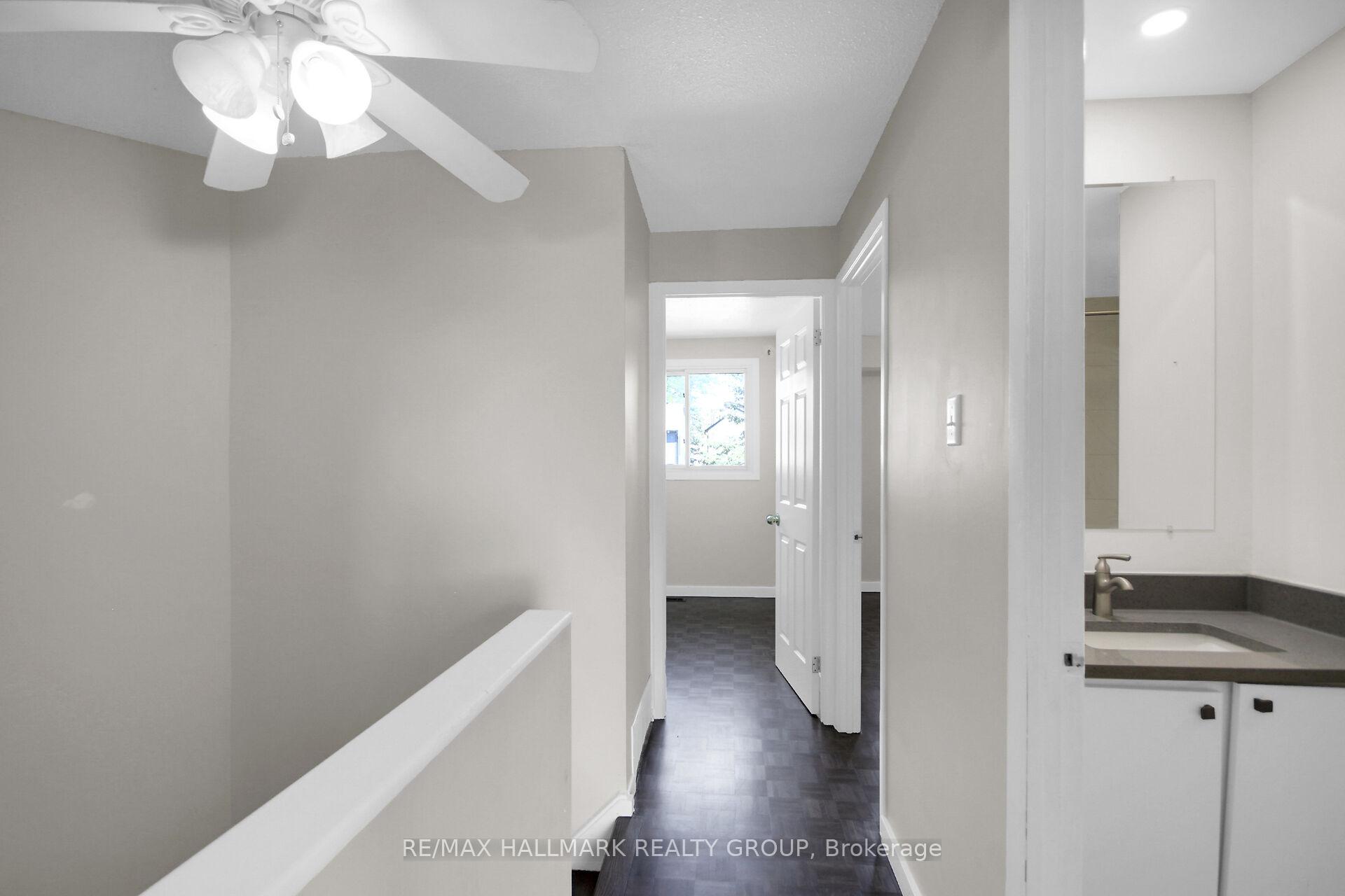 Photo 22 of Unit D, 3 Spring Grove Lane, Ottawa, Barrhaven - Pheasant Run — HOMEH