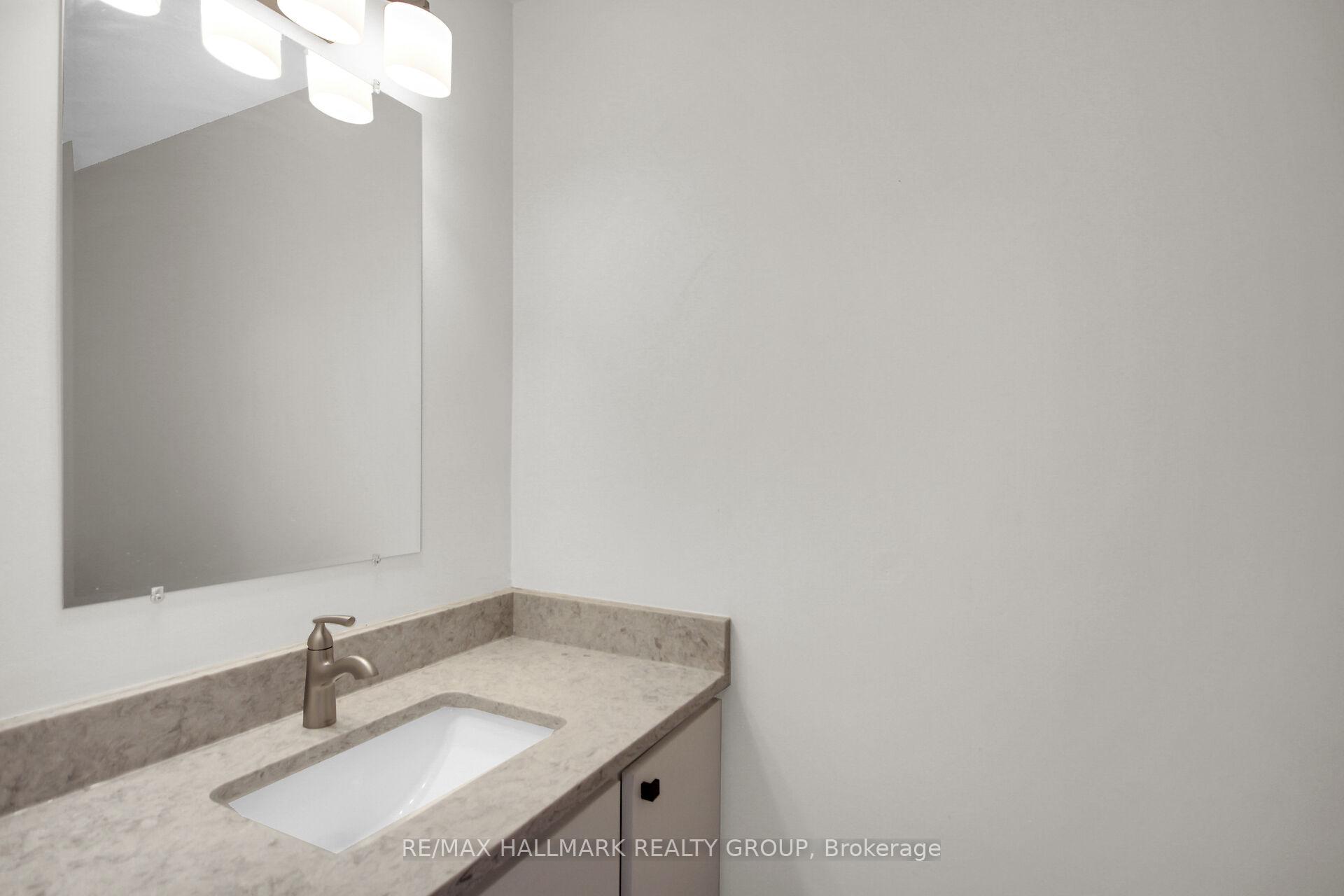 Photo 25 of Unit D, 3 Spring Grove Lane, Ottawa, Barrhaven - Pheasant Run — HOMEH
