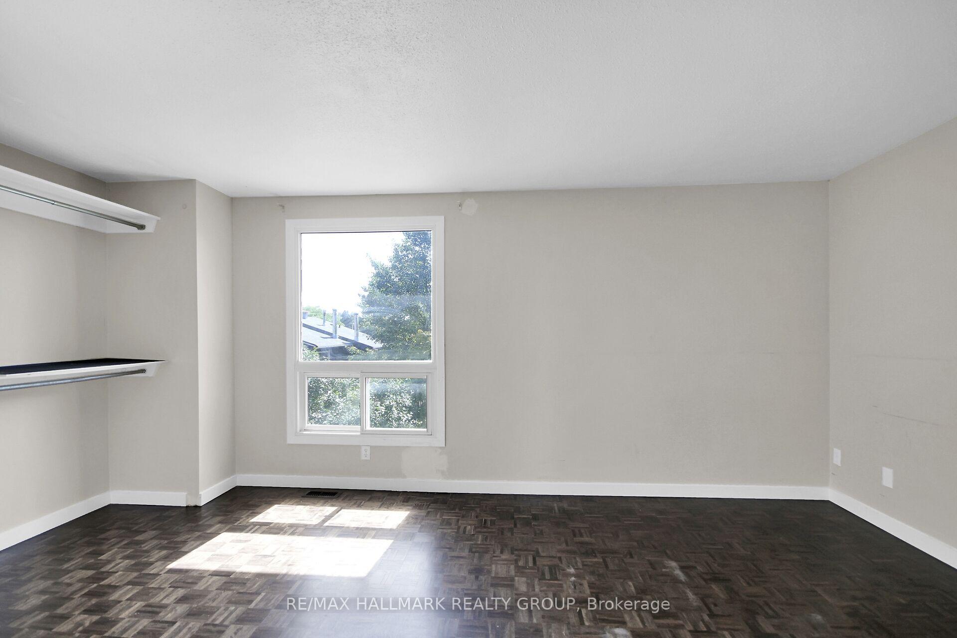 Photo 32 of Unit D, 3 Spring Grove Lane, Ottawa, Barrhaven - Pheasant Run — HOMEH