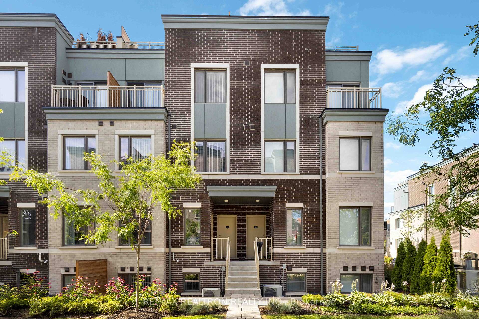 Front of Unit 89, 20 William Jackson Way