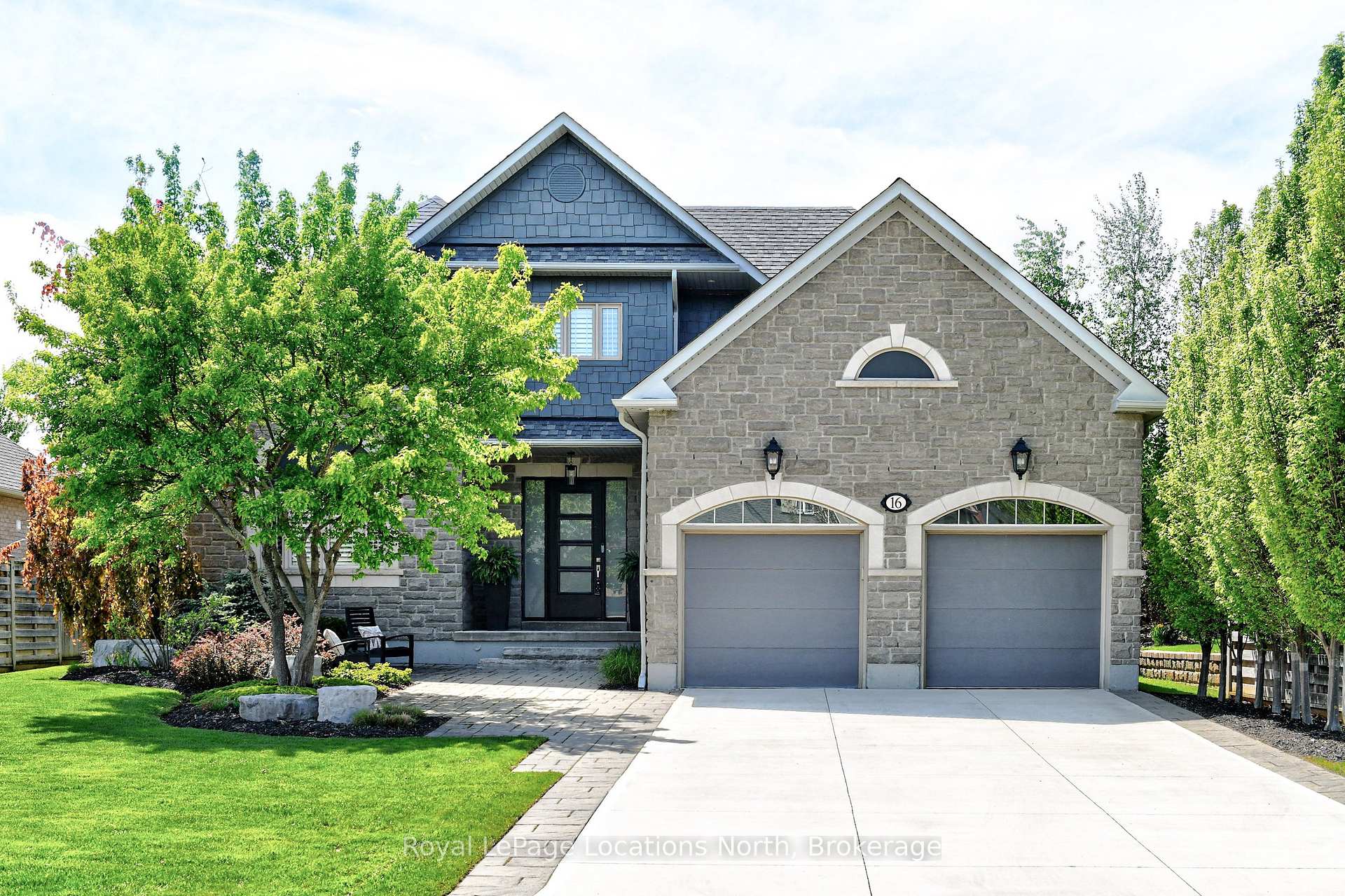 Photo 1 of 16 Frances Drive, Collingwood — HOMEH