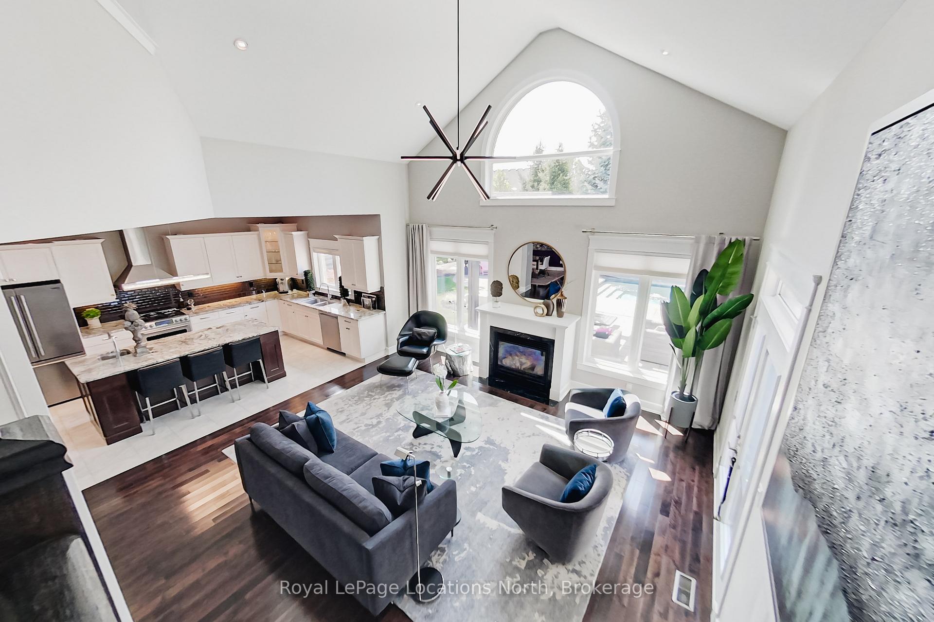 Photo 15 of 16 Frances Drive, Collingwood — HOMEH