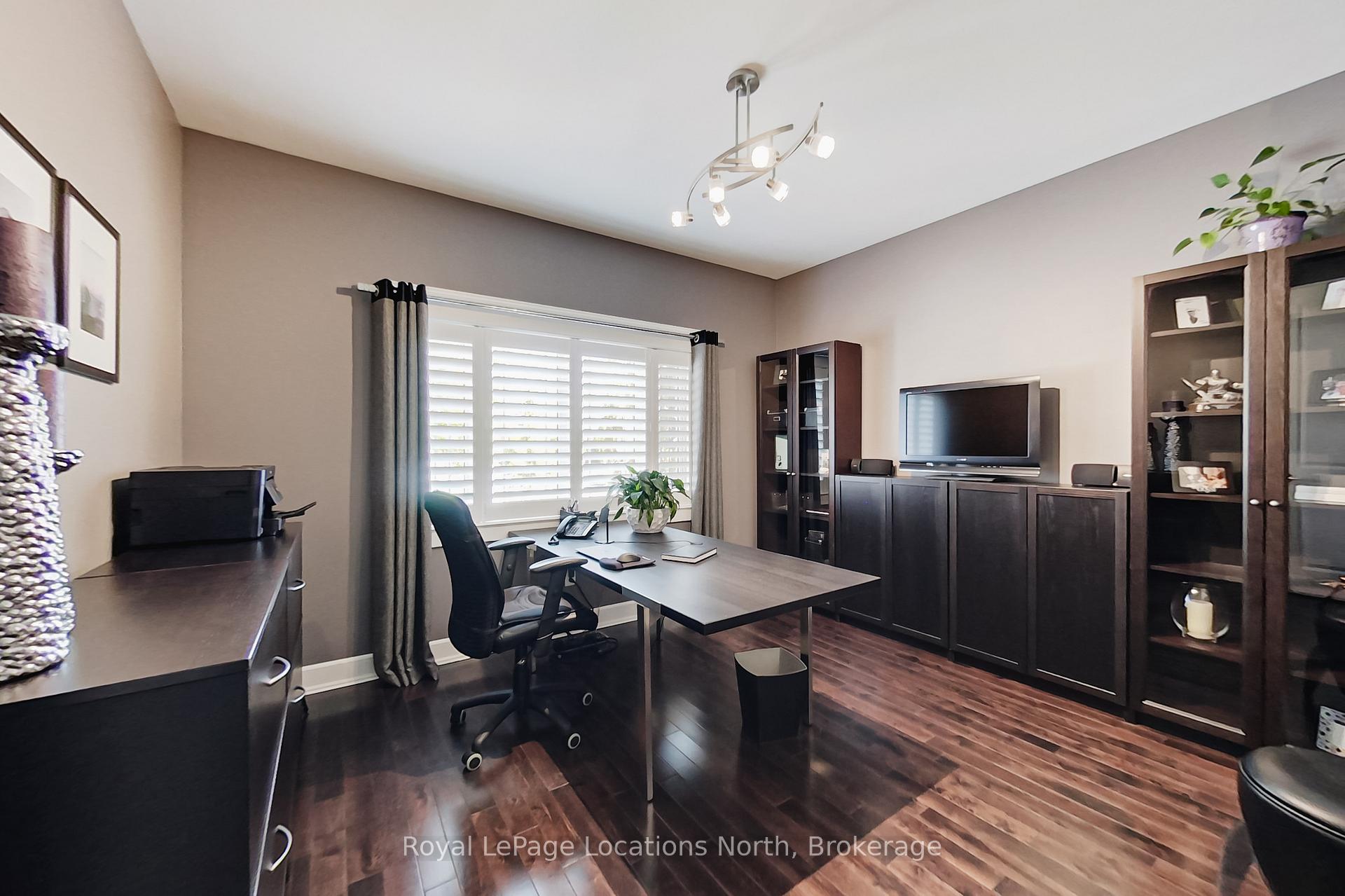 Photo 21 of 16 Frances Drive, Collingwood — HOMEH