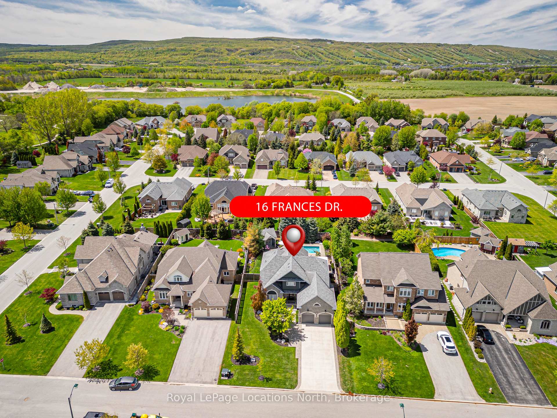 Photo 46 of 16 Frances Drive, Collingwood — HOMEH