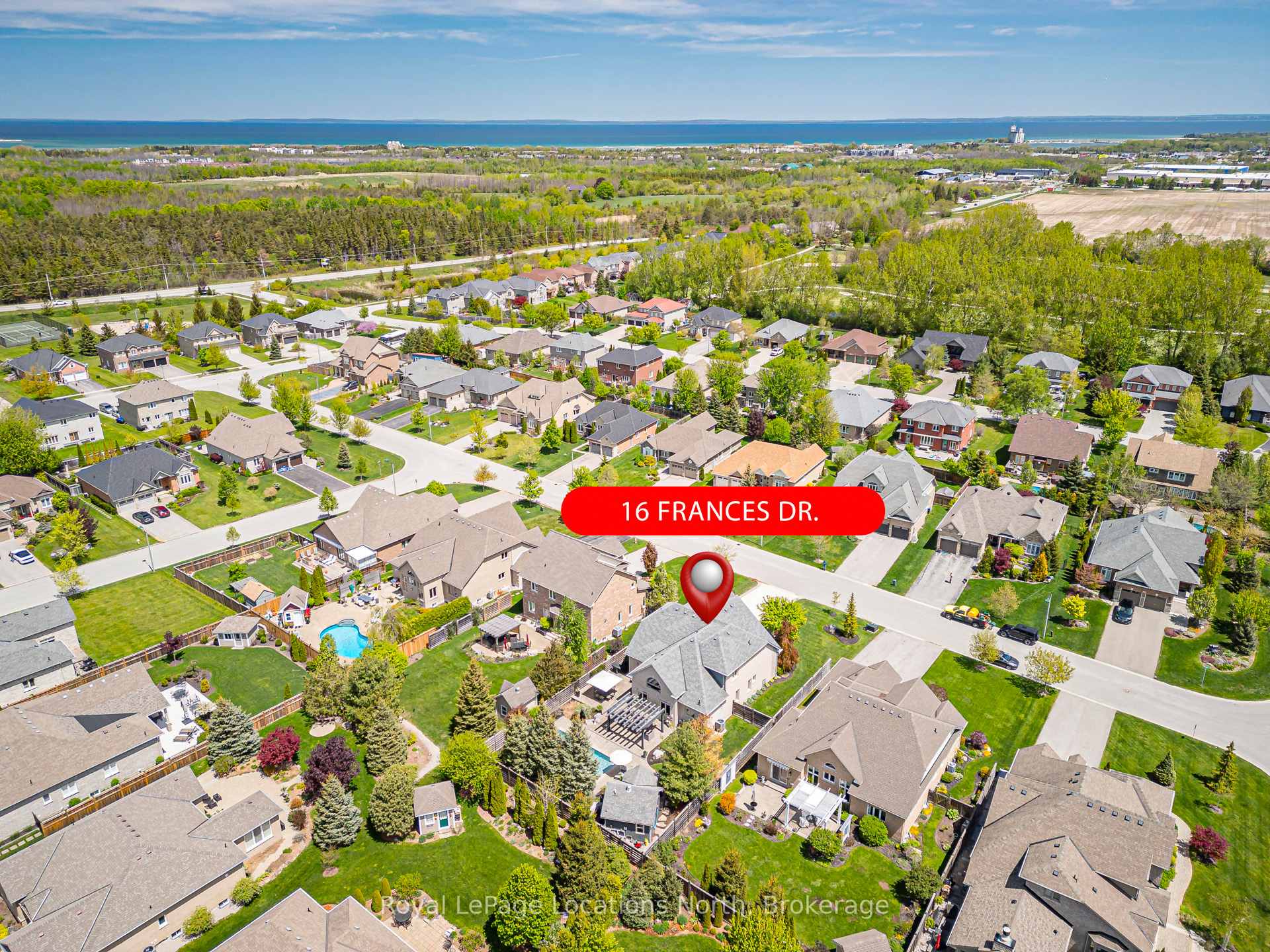 Photo 47 of 16 Frances Drive, Collingwood — HOMEH