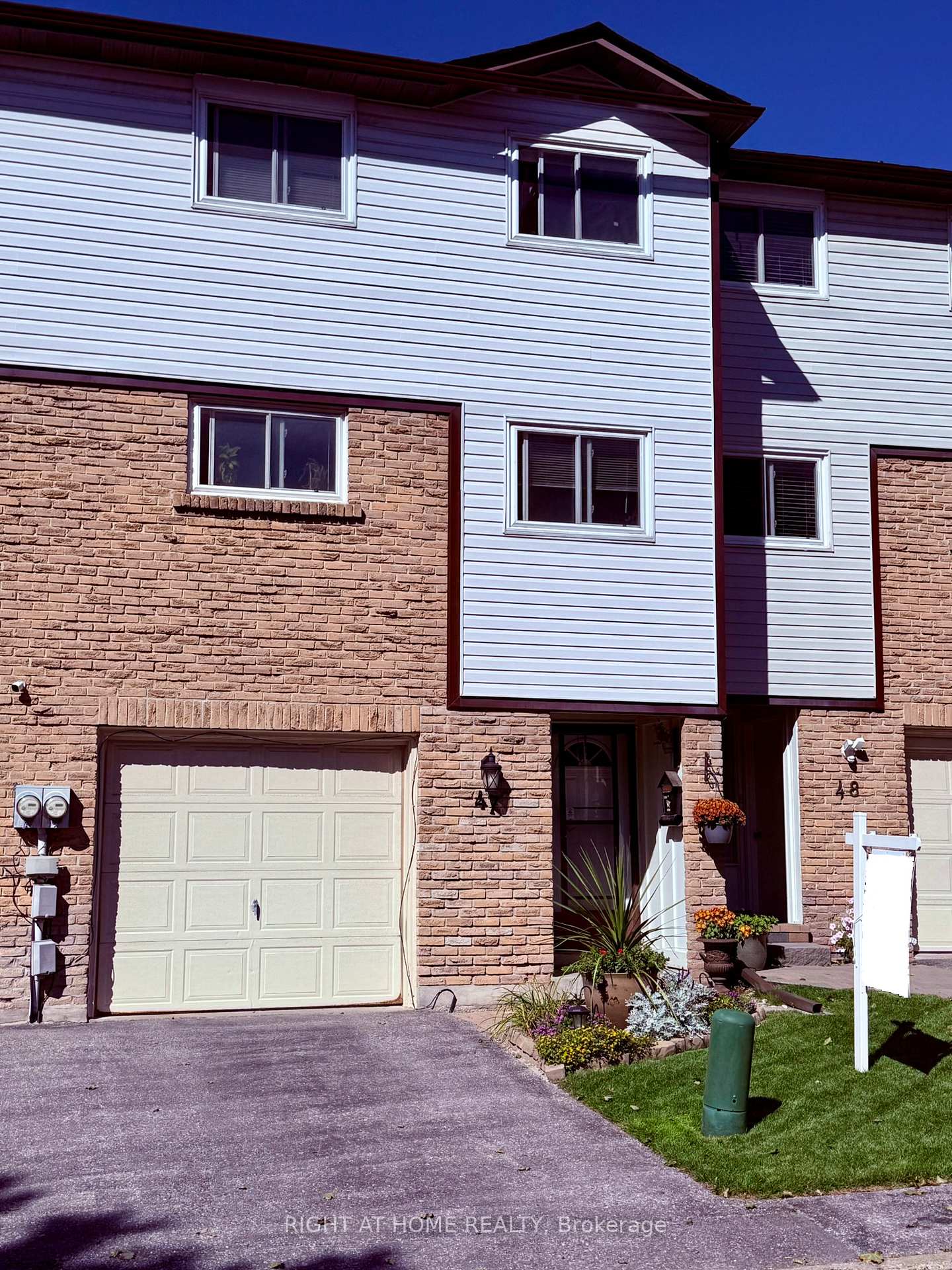 Photo 1 of Unit 47, 1330 Trowbridge Drive, Oshawa, Centennial — HOMEH