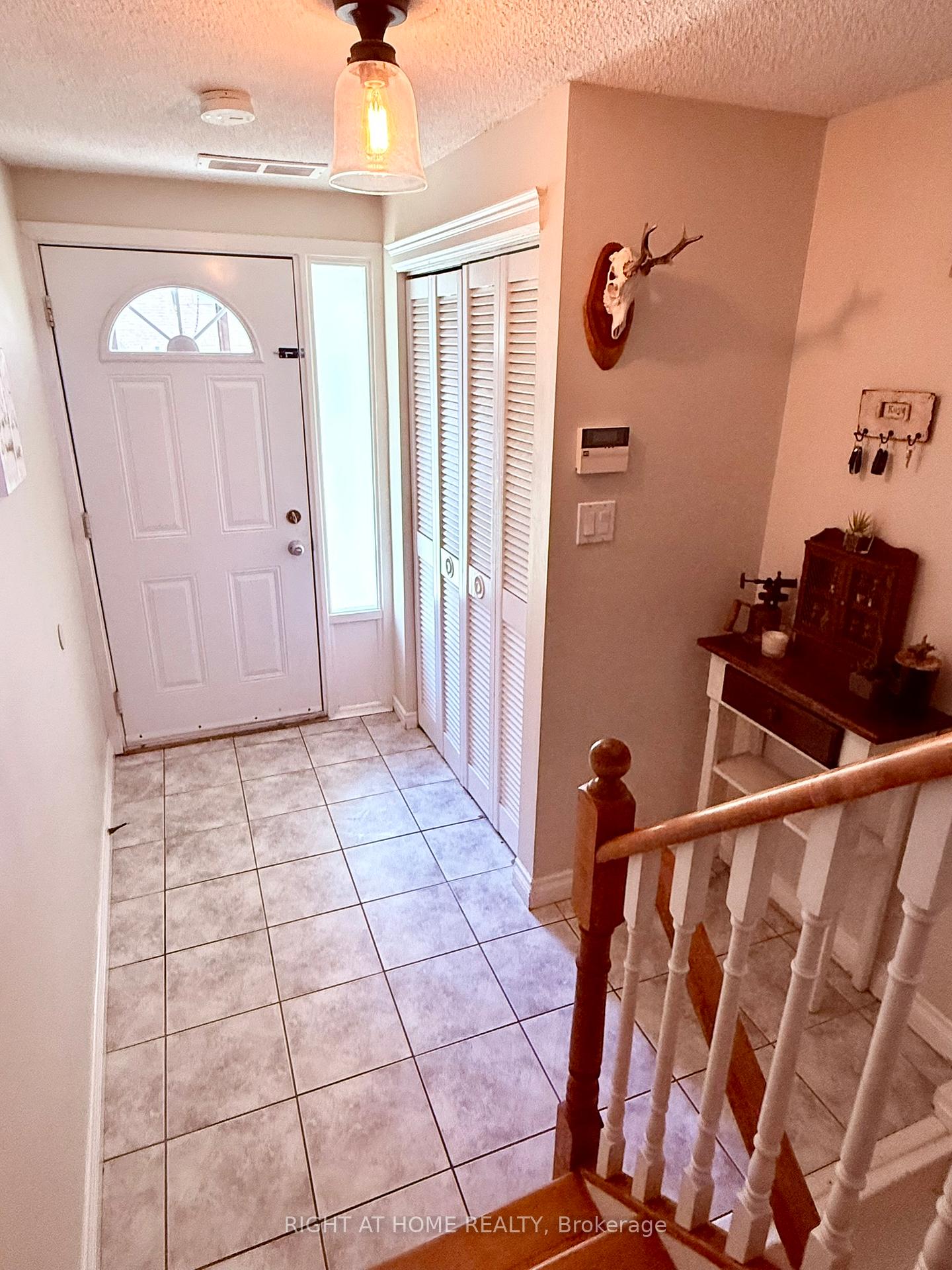 Photo 2 of Unit 47, 1330 Trowbridge Drive, Oshawa, Centennial — HOMEH