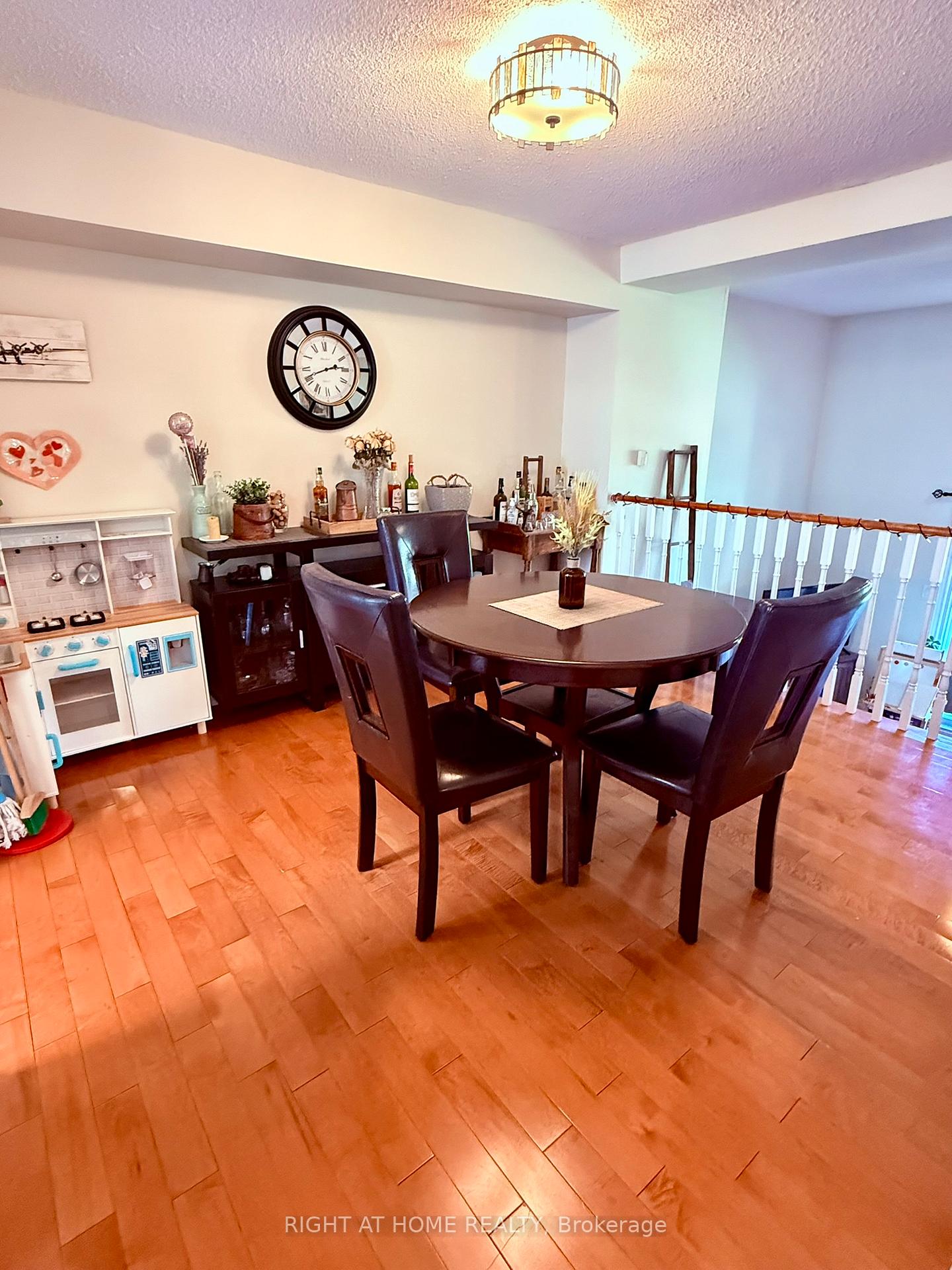 Photo 10 of Unit 47, 1330 Trowbridge Drive, Oshawa, Centennial — HOMEH