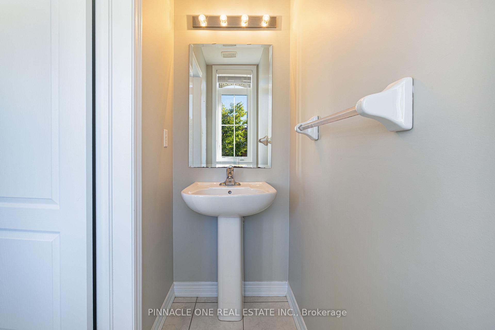 Photo 5 of 183 Bruce Cameron Drive, Clarington, Bowmanville — HOMEH