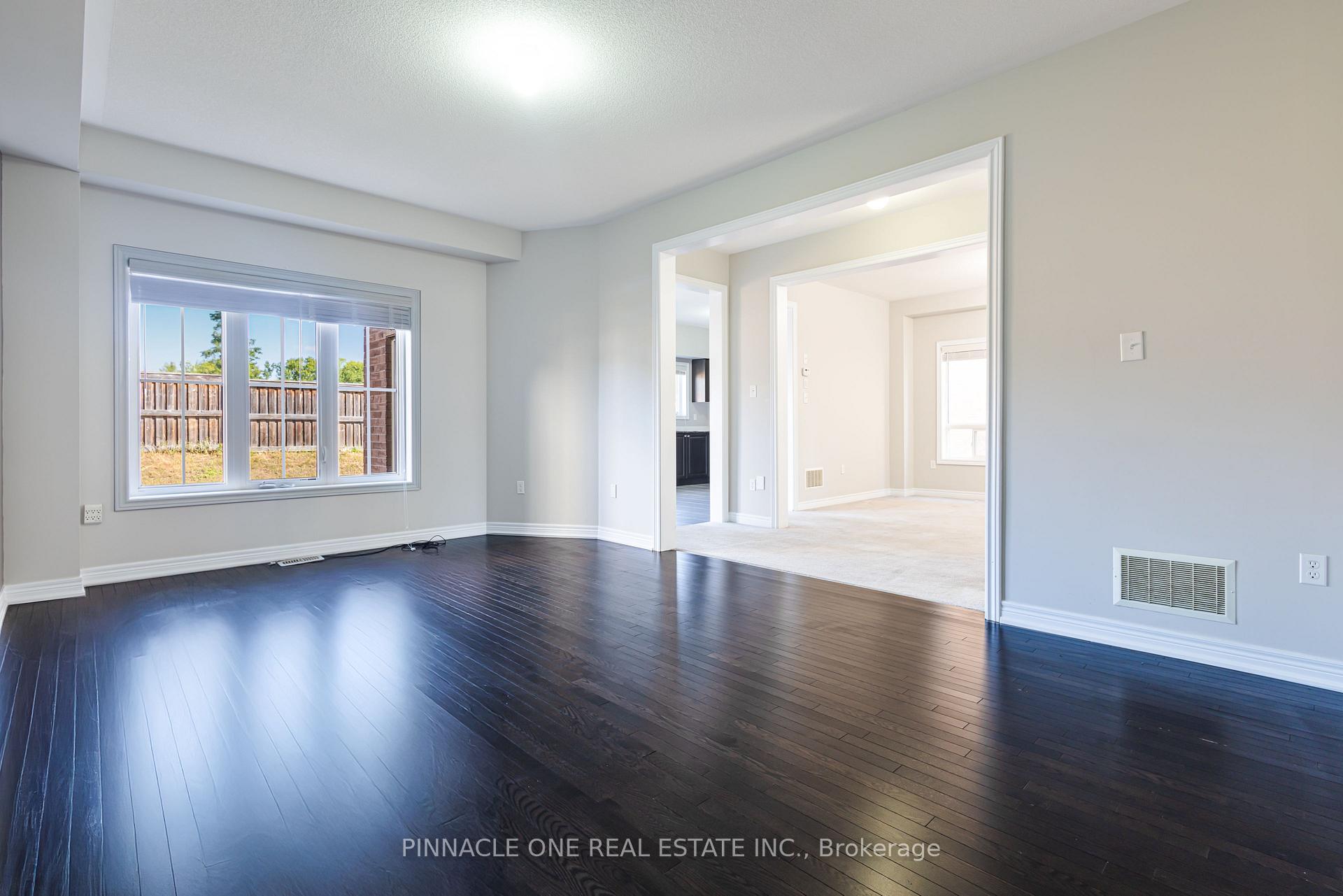 Photo 8 of 183 Bruce Cameron Drive, Clarington, Bowmanville — HOMEH
