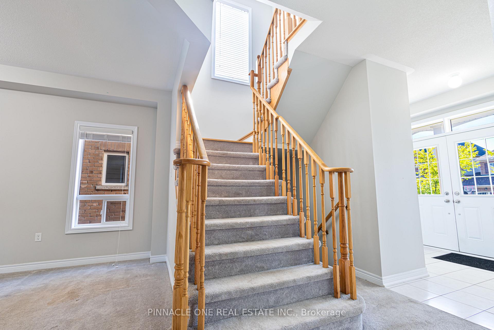 Photo 13 of 183 Bruce Cameron Drive, Clarington, Bowmanville — HOMEH