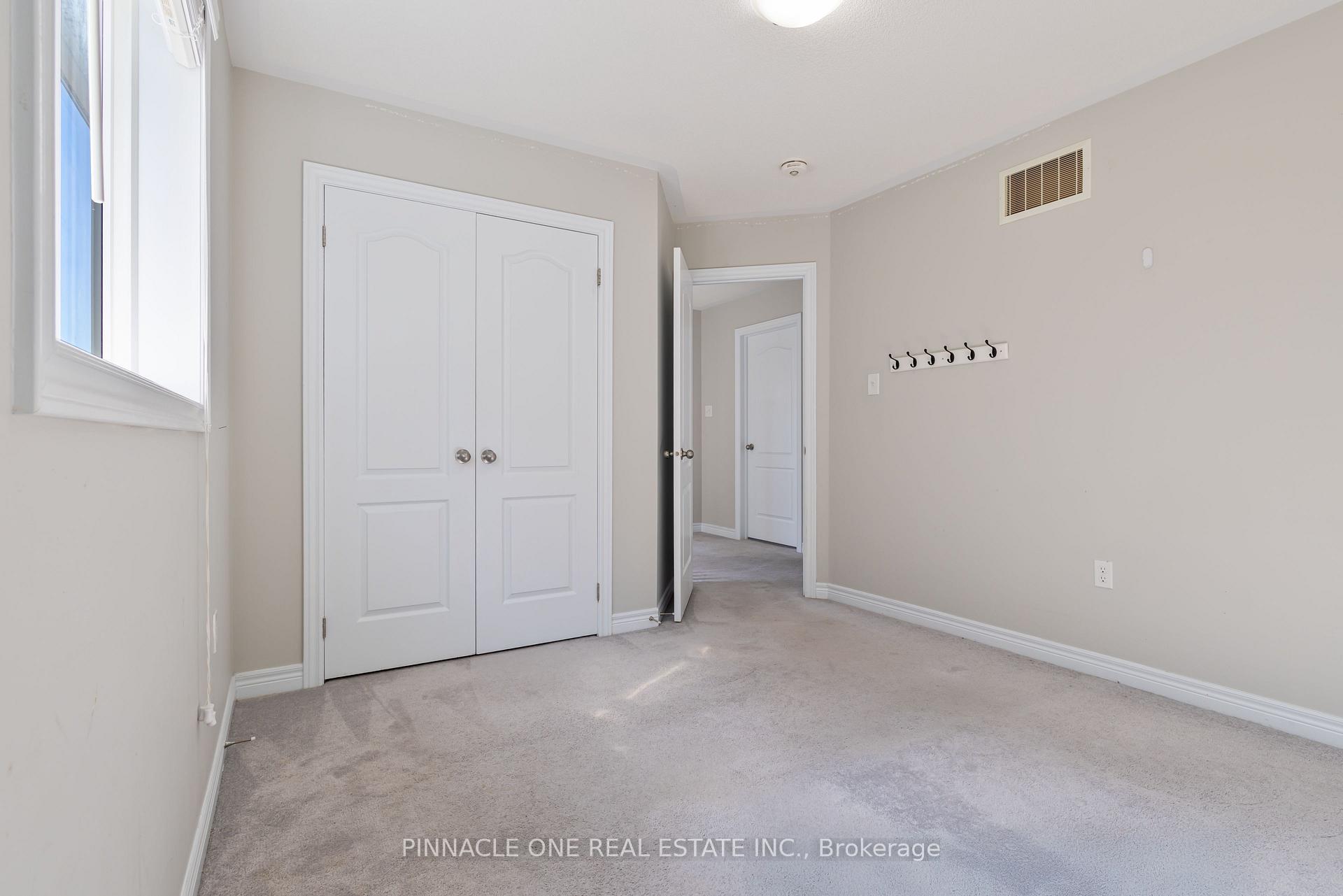 Photo 17 of 183 Bruce Cameron Drive, Clarington, Bowmanville — HOMEH