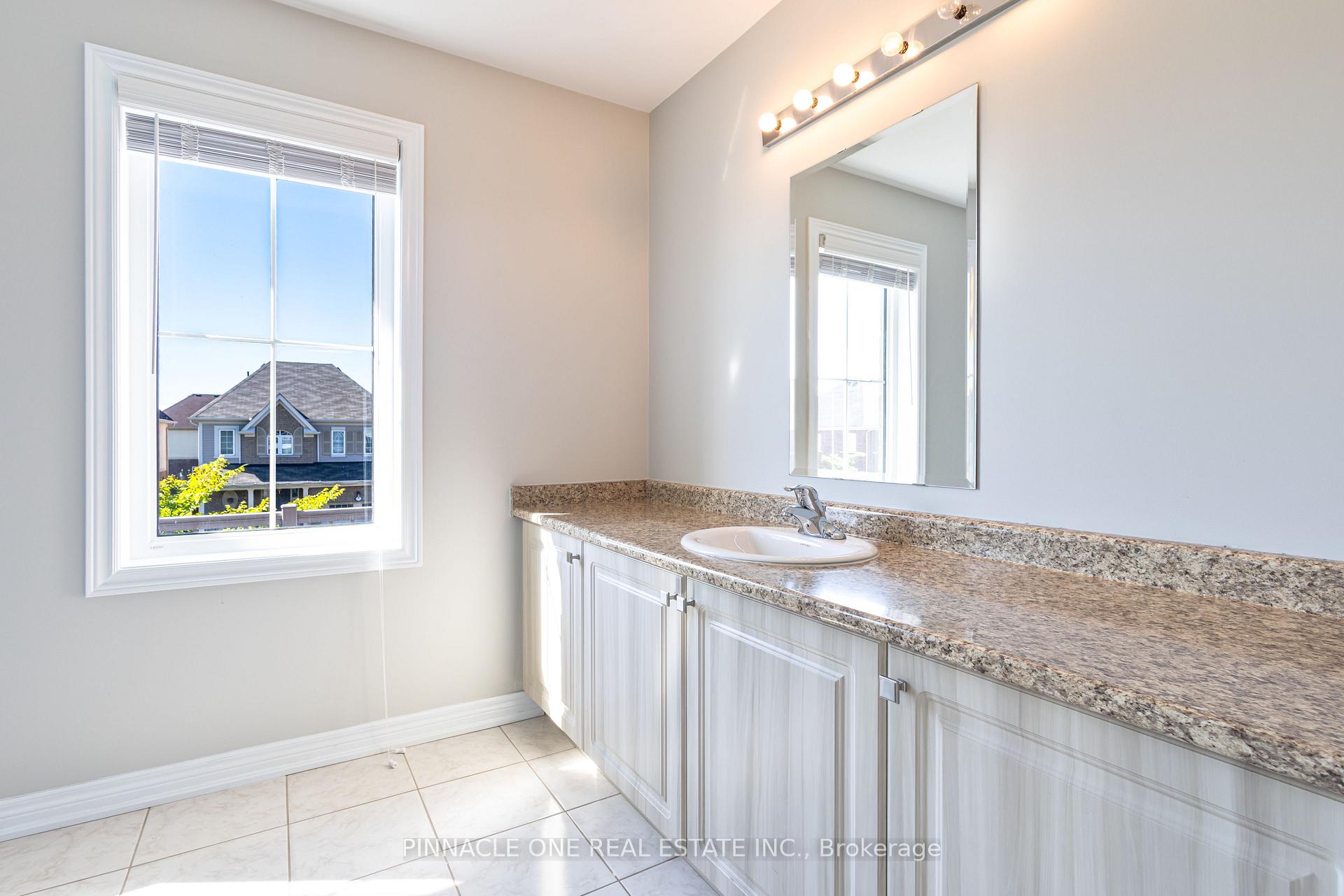 Photo 19 of 183 Bruce Cameron Drive, Clarington, Bowmanville — HOMEH