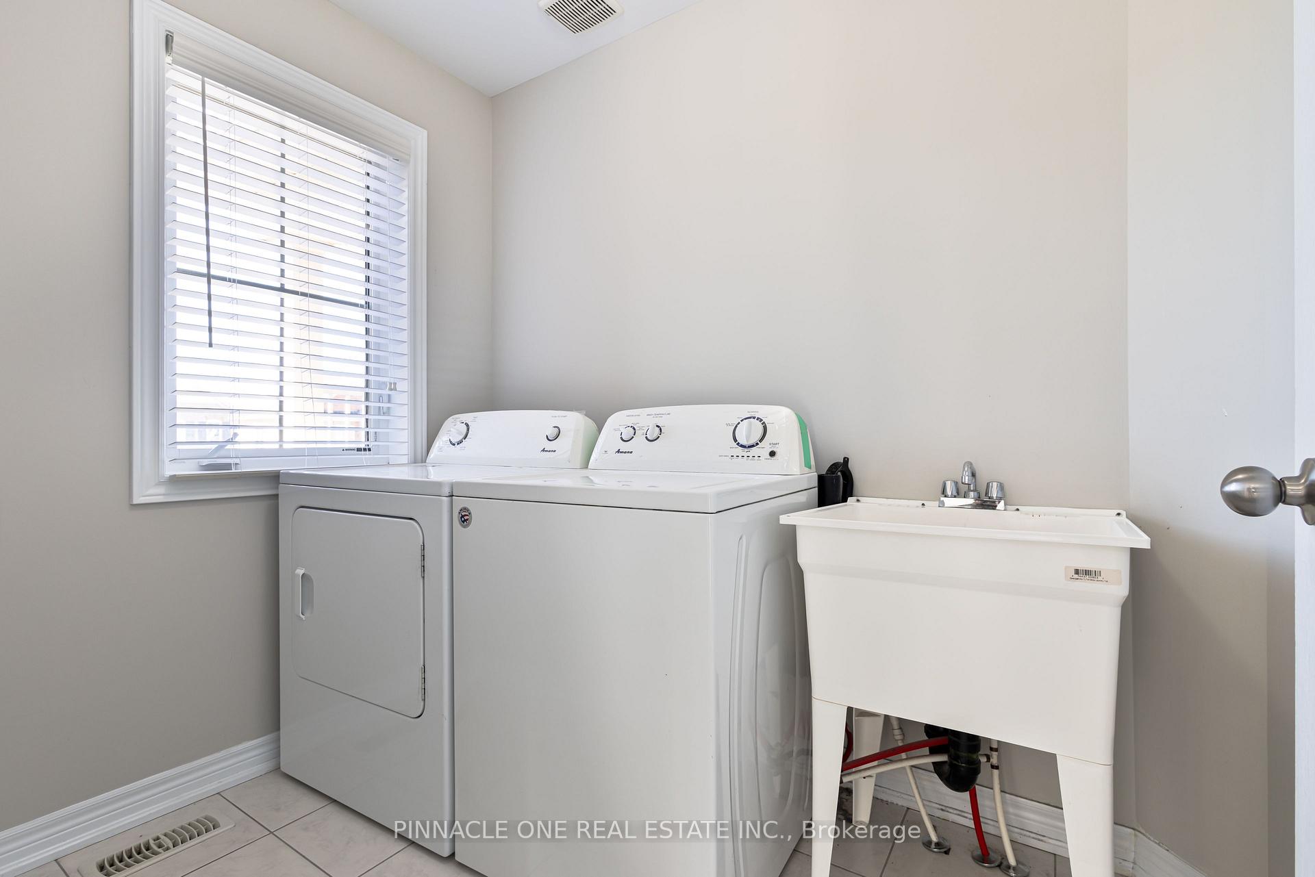 Photo 21 of 183 Bruce Cameron Drive, Clarington, Bowmanville — HOMEH