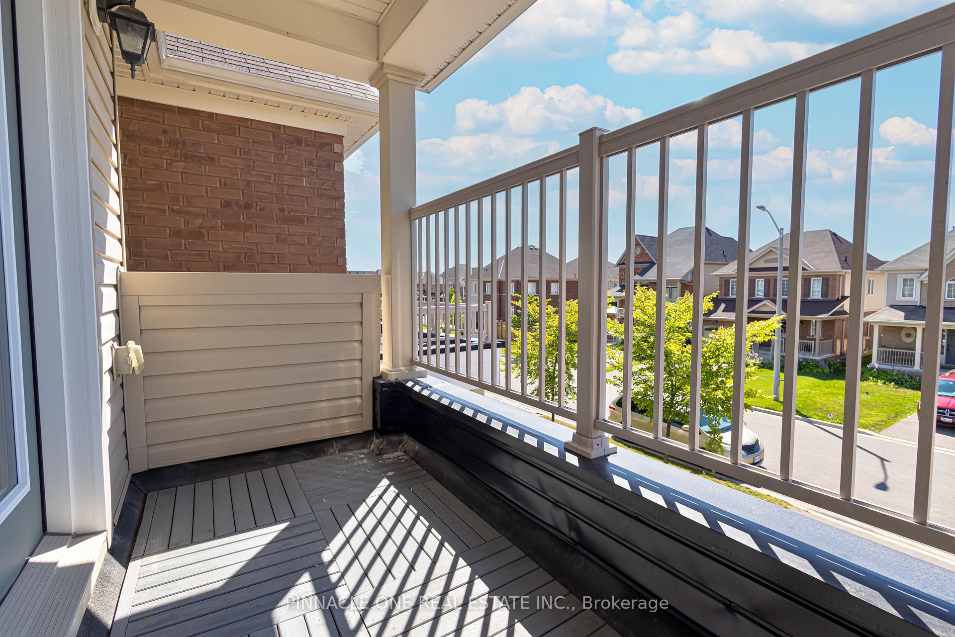 Photo 25 of 183 Bruce Cameron Drive, Clarington, Bowmanville — HOMEH