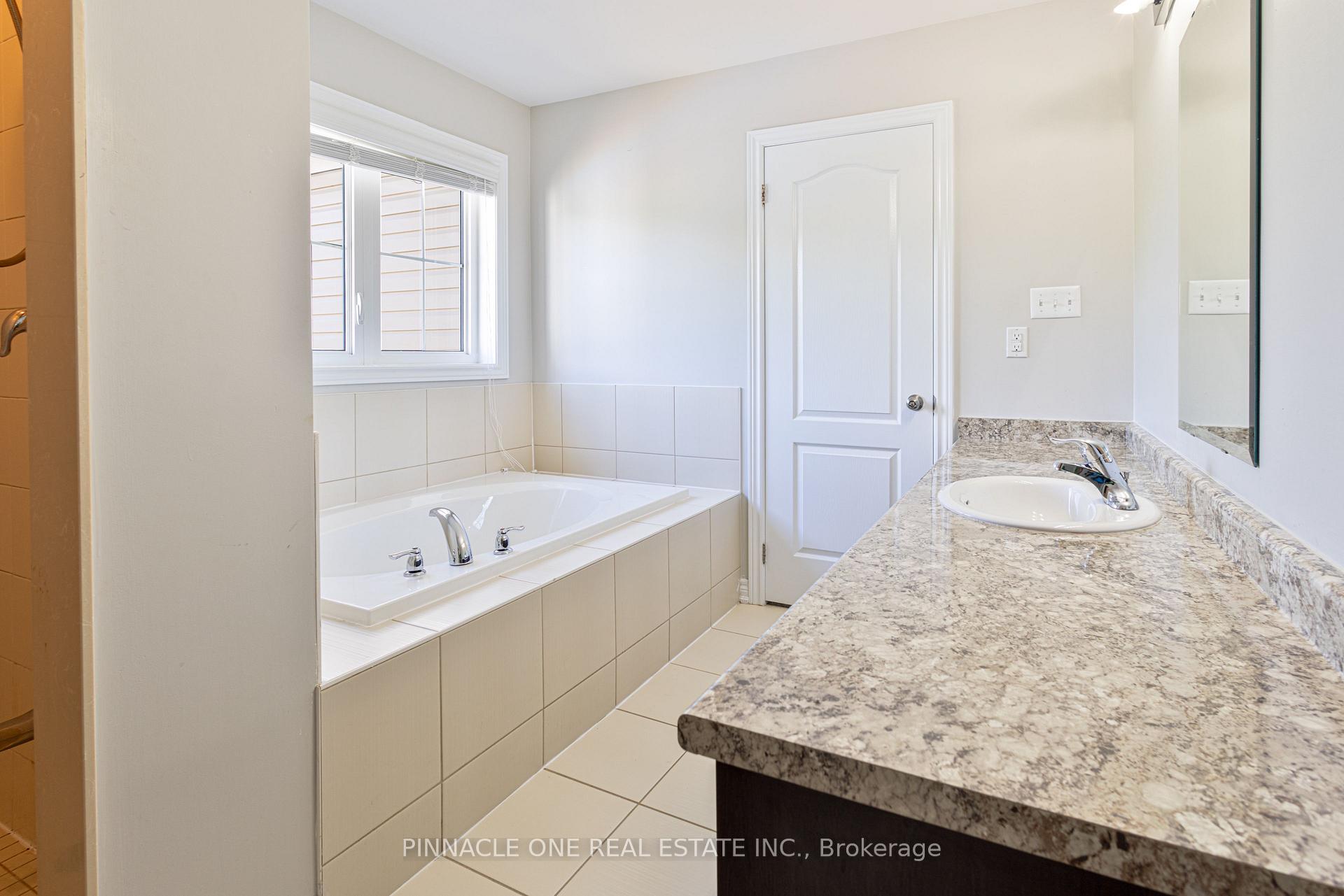 Photo 32 of 183 Bruce Cameron Drive, Clarington, Bowmanville — HOMEH