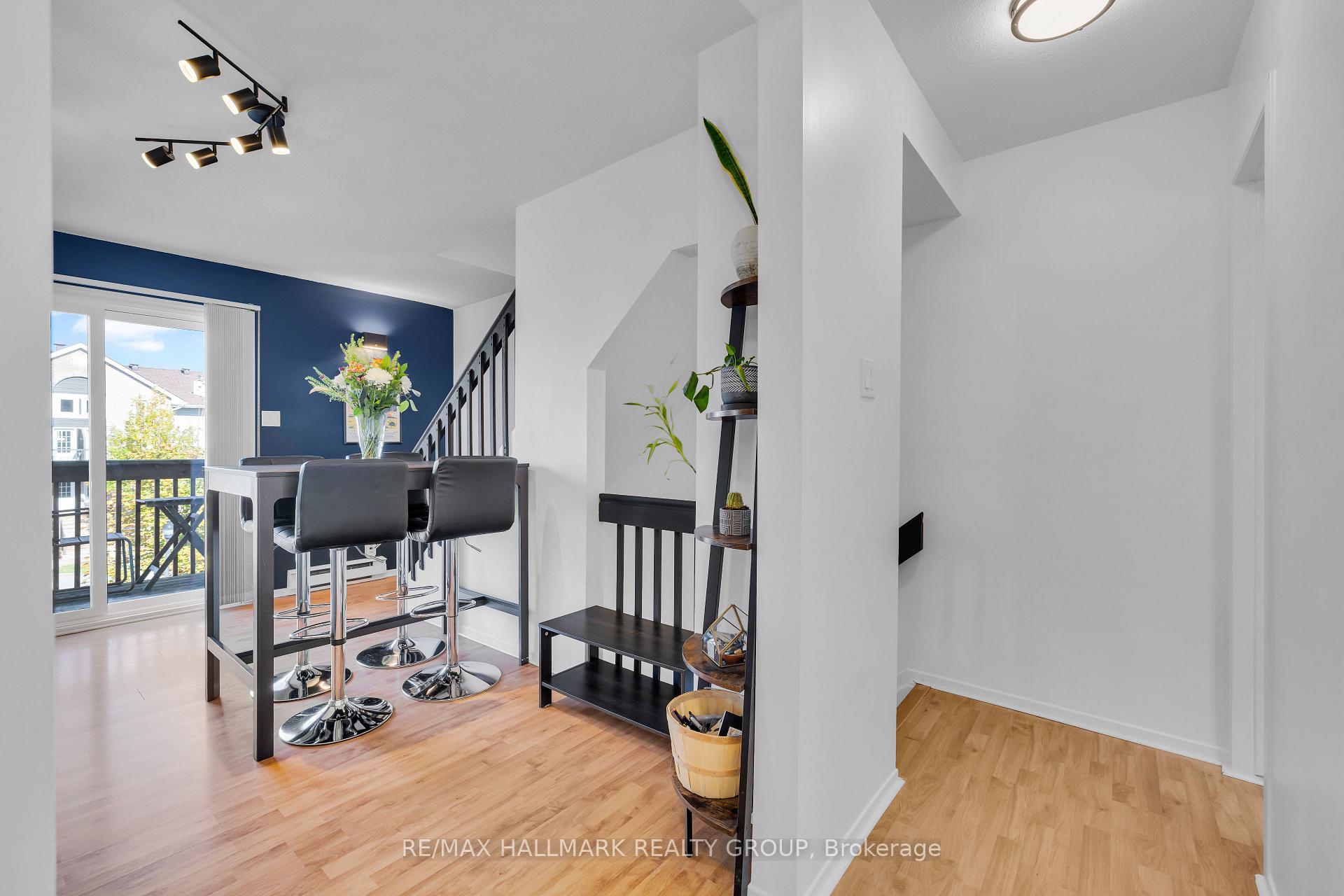 Photo 8 of Unit 3, 5 Timberview Way, Ottawa, Westcliffe Estates — HOMEH