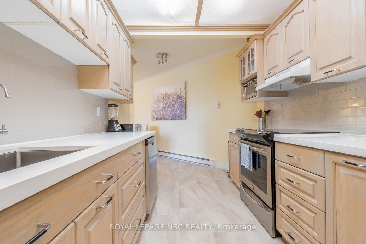 Photo 6 of Unit 208B, 200 Hwy 20 W, Pelham, Fonthill — HOMEH