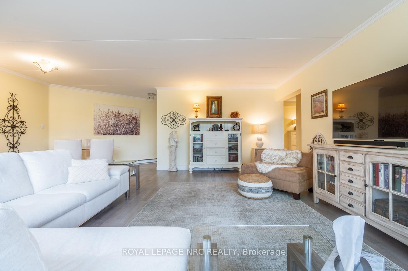Photo 8 of Unit 208B, 200 Hwy 20 W, Pelham, Fonthill — HOMEH