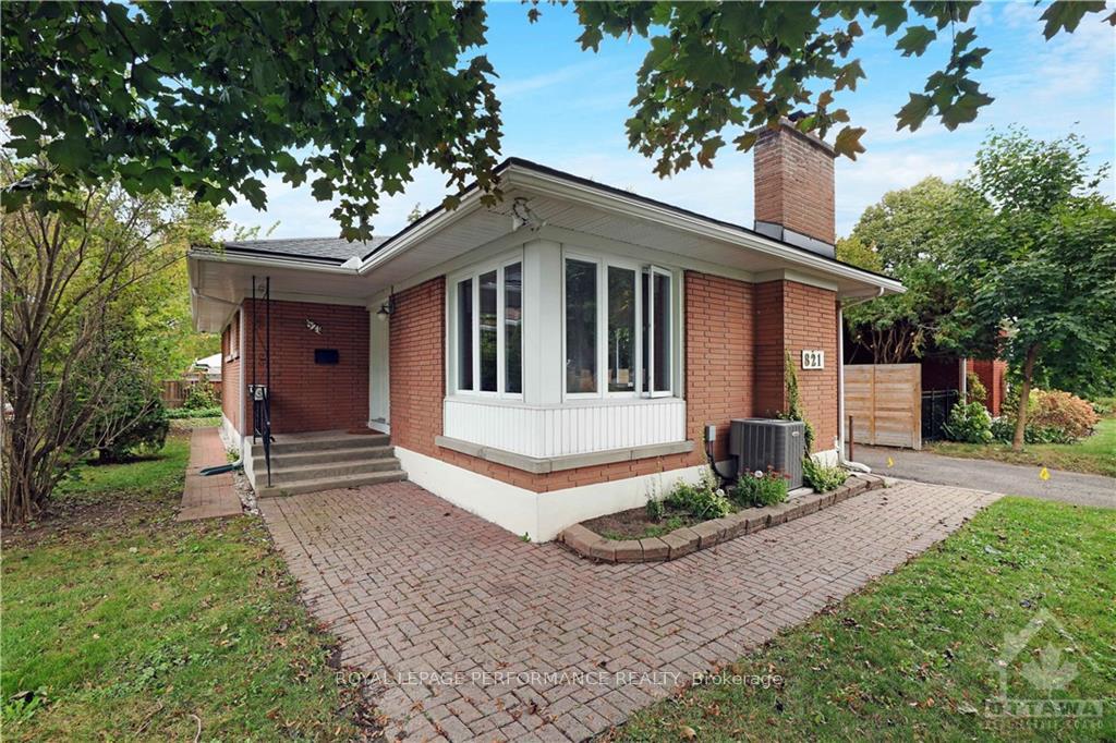 Photo 1 of 821 Weston Drive, Ottawa, Elmvale Acres — HOMEH