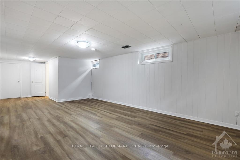 Photo 10 of 821 Weston Drive, Ottawa, Elmvale Acres — HOMEH