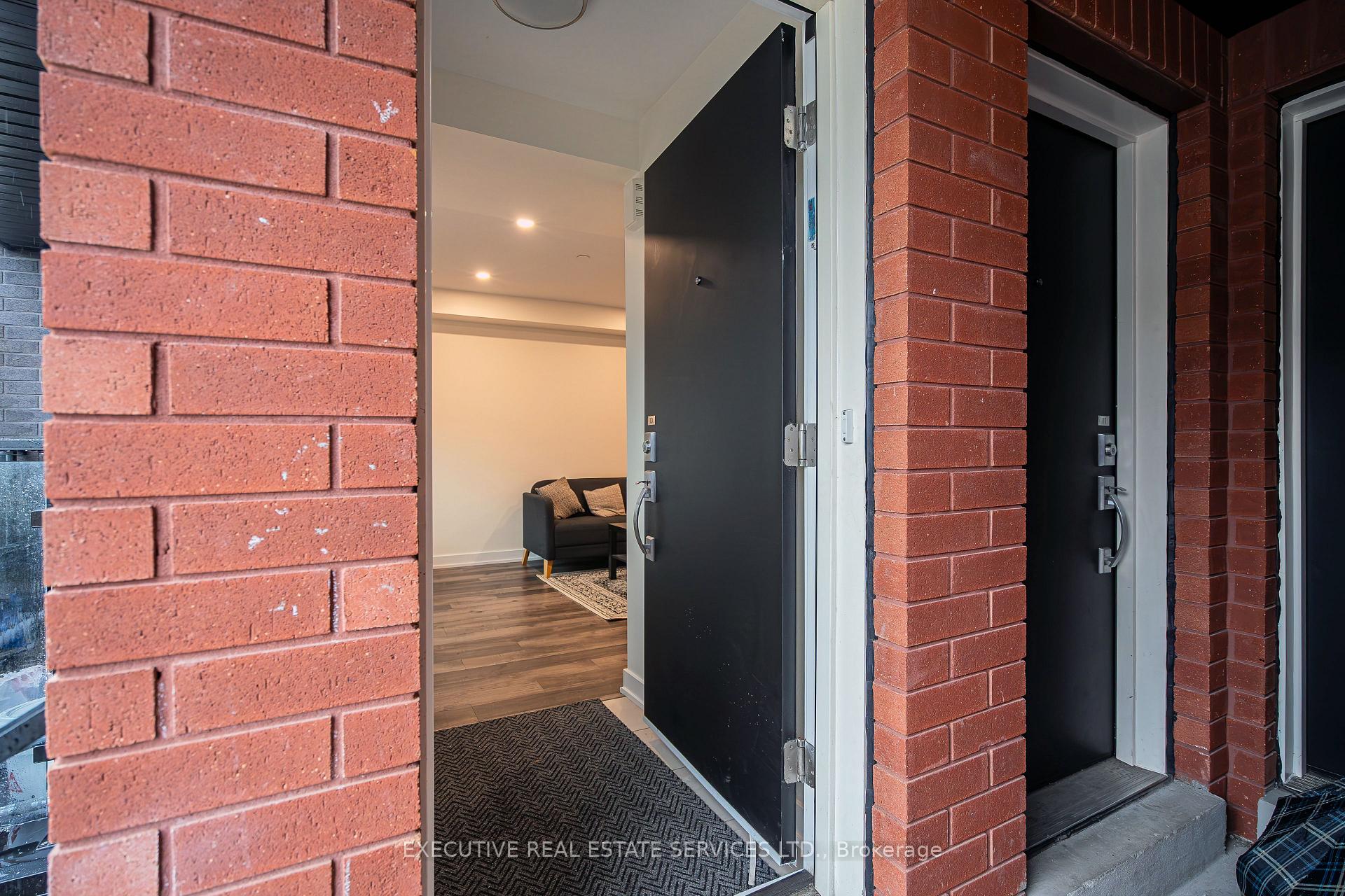 Photo 5 of Unit 10, 195 Veterans Drive, Brampton, Northwest Brampton — HOMEH