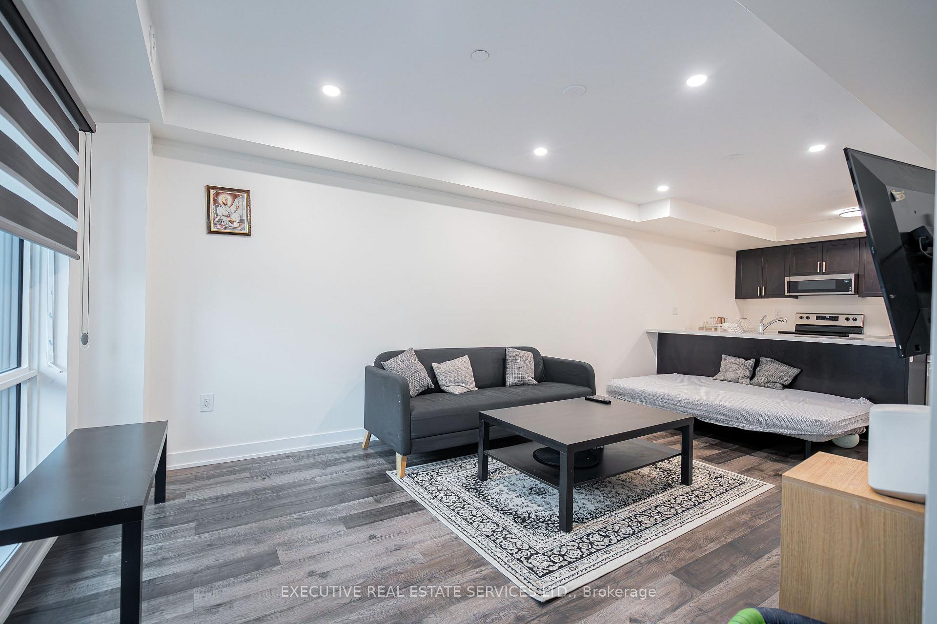 Photo 2 of Unit 10, 195 Veterans Drive, Brampton, Northwest Brampton — HOMEH