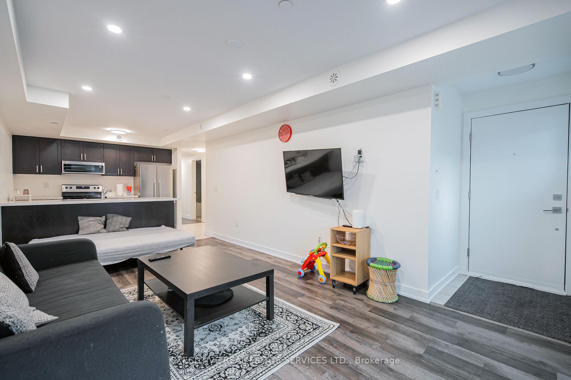 Photo 14 of Unit 10, 195 Veterans Drive, Brampton, Northwest Brampton — HOMEH