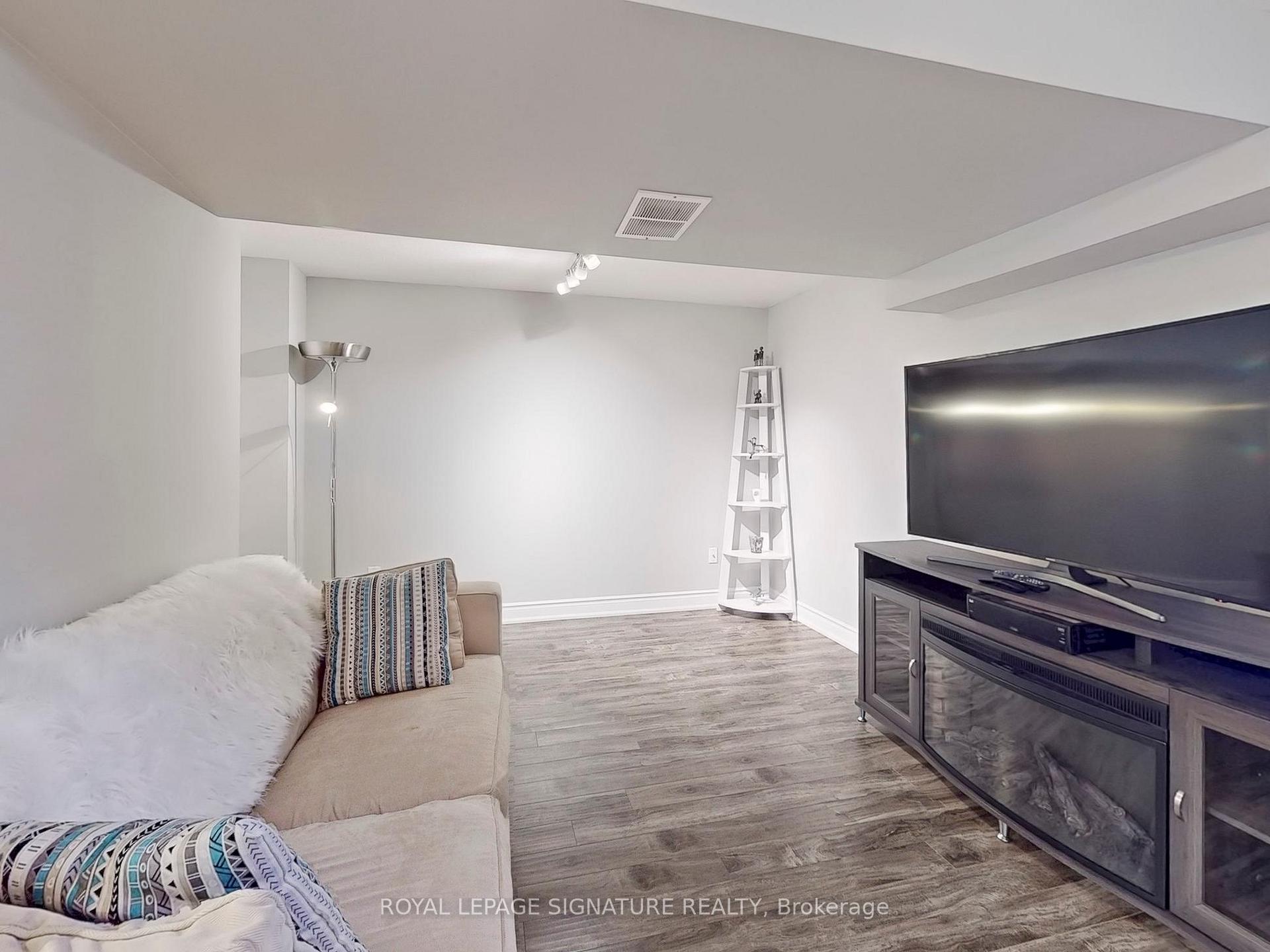 Photo 20 of Unit 4, 99 Panabaker Drive, Hamilton, Ancaster — HOMEH