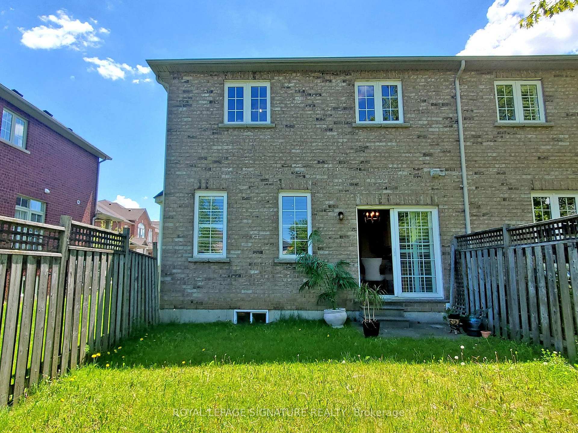 Photo 24 of Unit 4, 99 Panabaker Drive, Hamilton, Ancaster — HOMEH