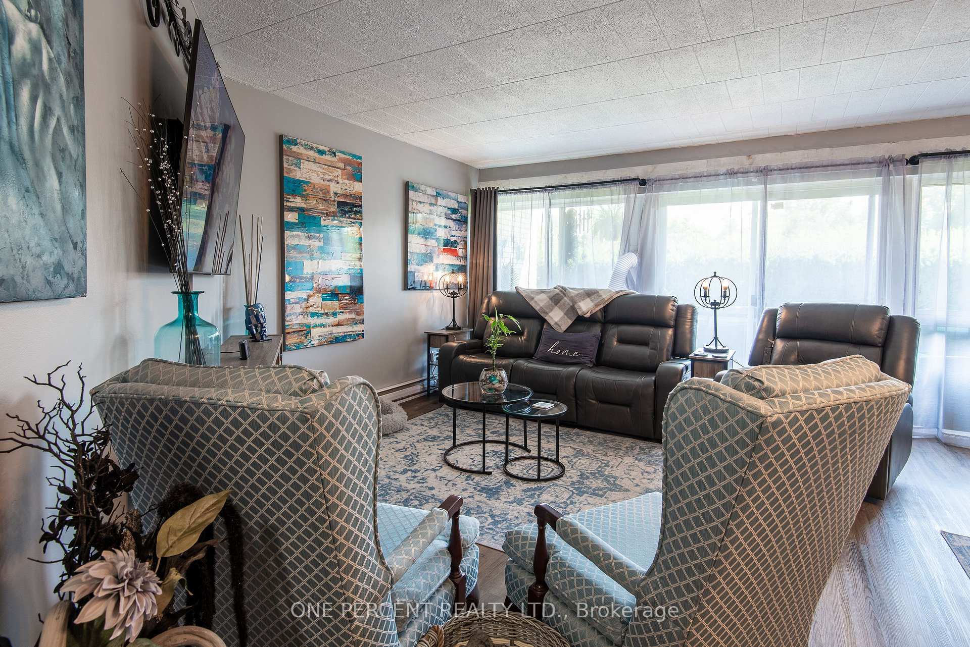 Photo 1 of Unit 103, 105 Conroy Crescent, Guelph, Dovercliffe Park/Old University — HOMEH