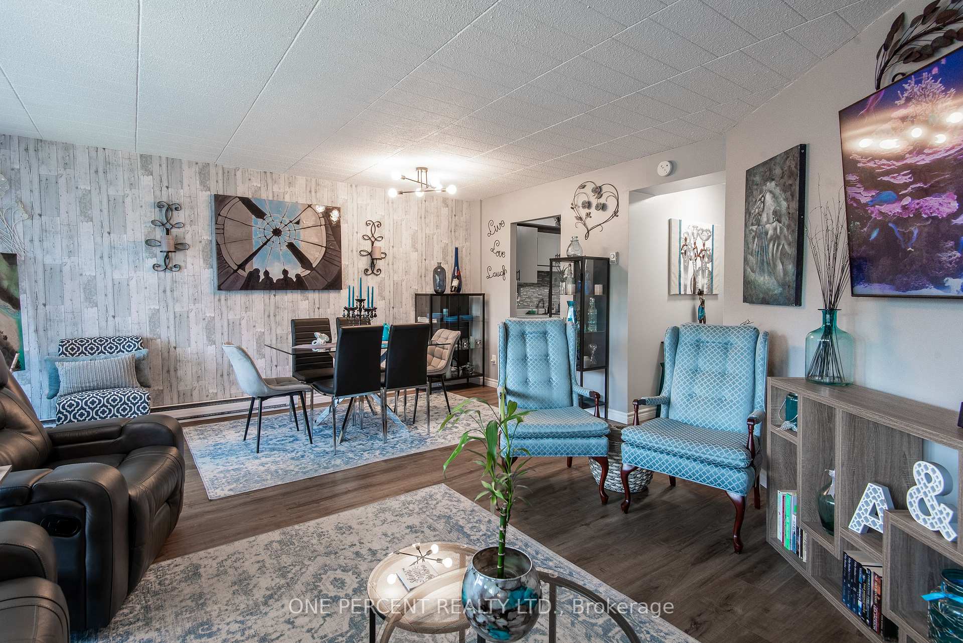 Photo 6 of Unit 103, 105 Conroy Crescent, Guelph, Dovercliffe Park/Old University — HOMEH
