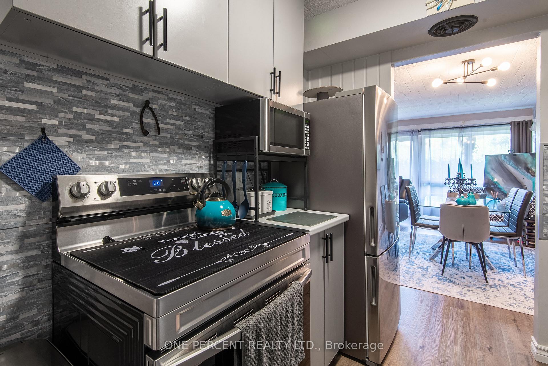 Photo 10 of Unit 103, 105 Conroy Crescent, Guelph, Dovercliffe Park/Old University — HOMEH