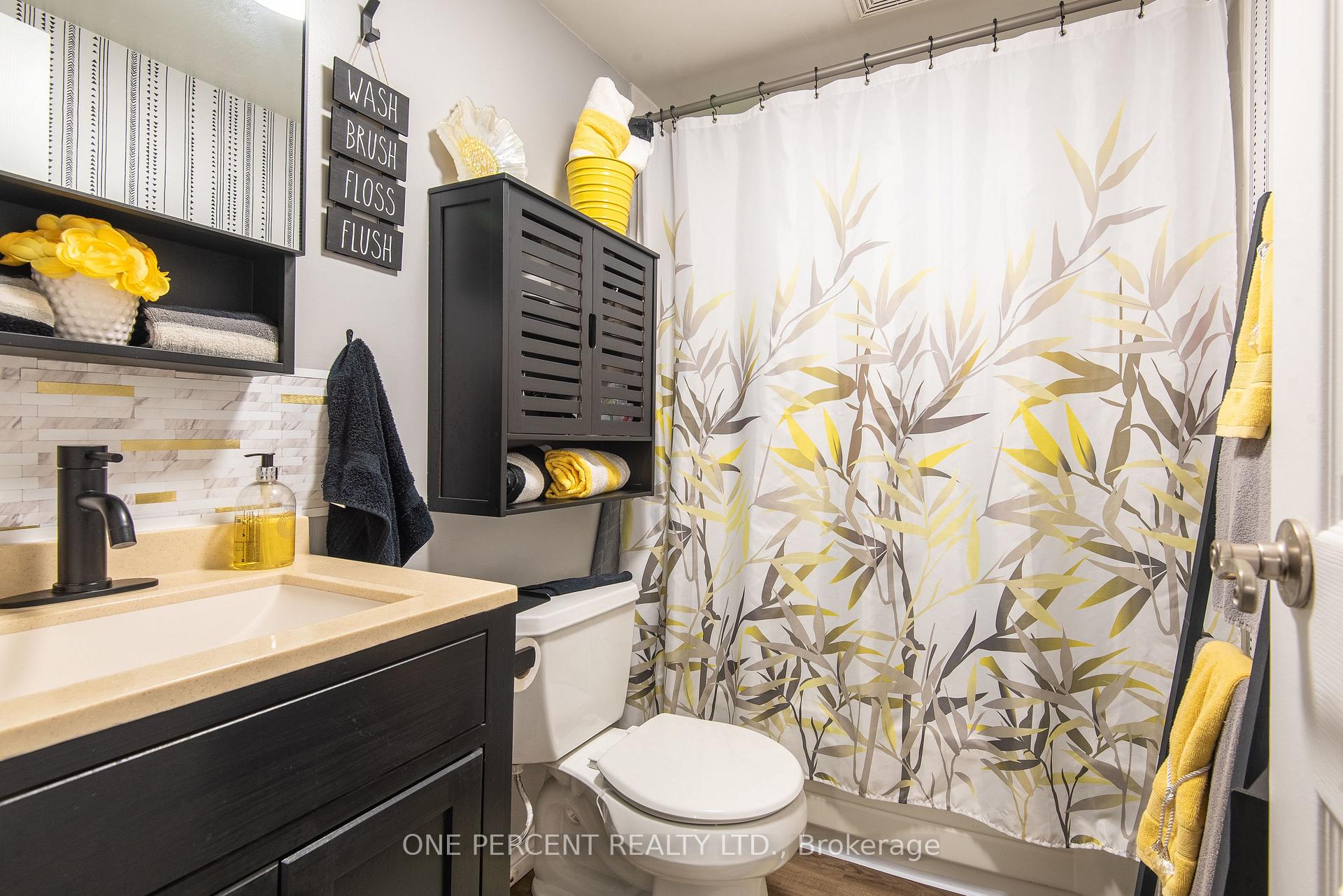 Photo 17 of Unit 103, 105 Conroy Crescent, Guelph, Dovercliffe Park/Old University — HOMEH