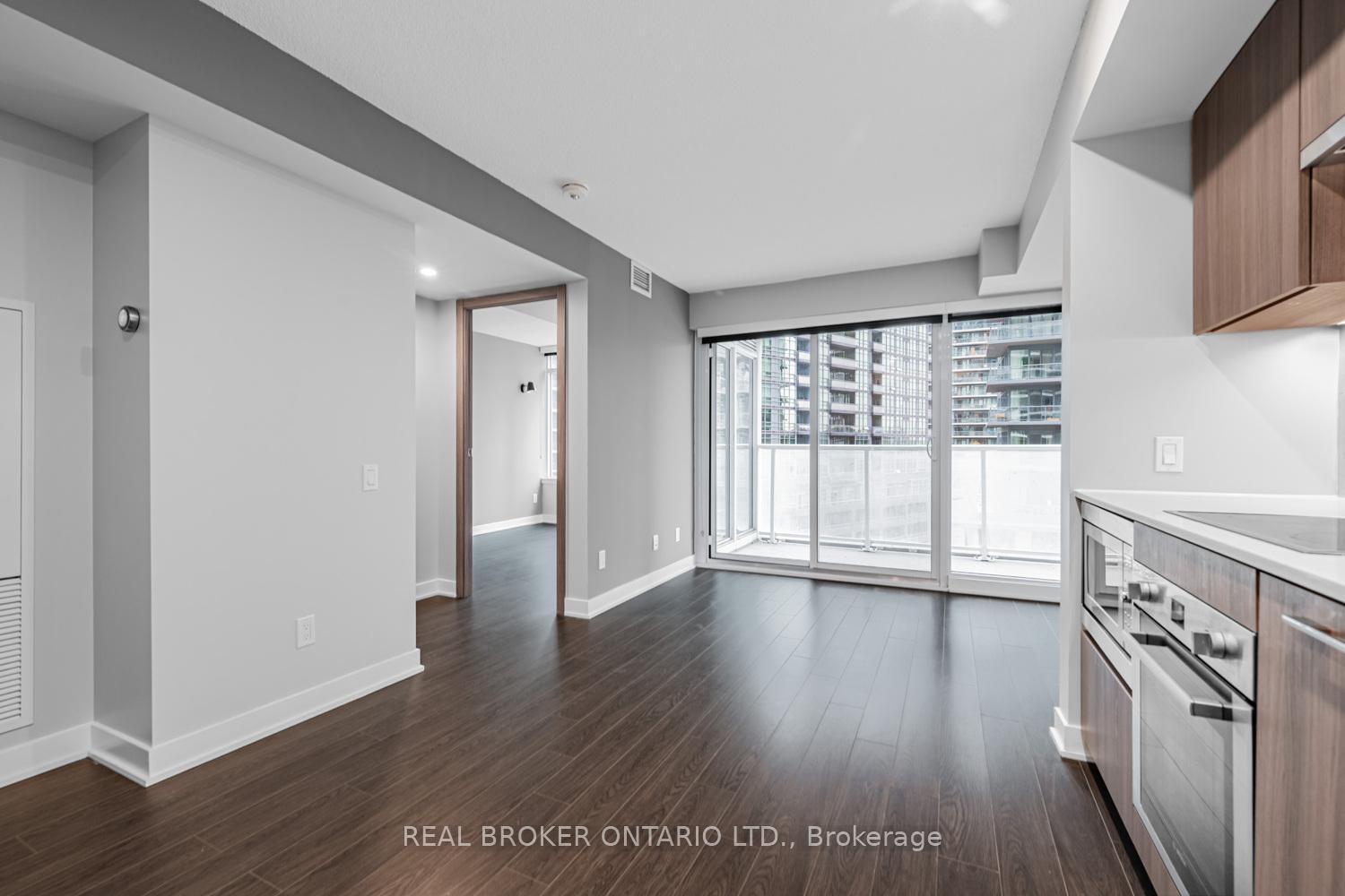 Photo 14 of Unit 816, 19 Bathurst Street, Toronto, Waterfront Communities — HOMEH