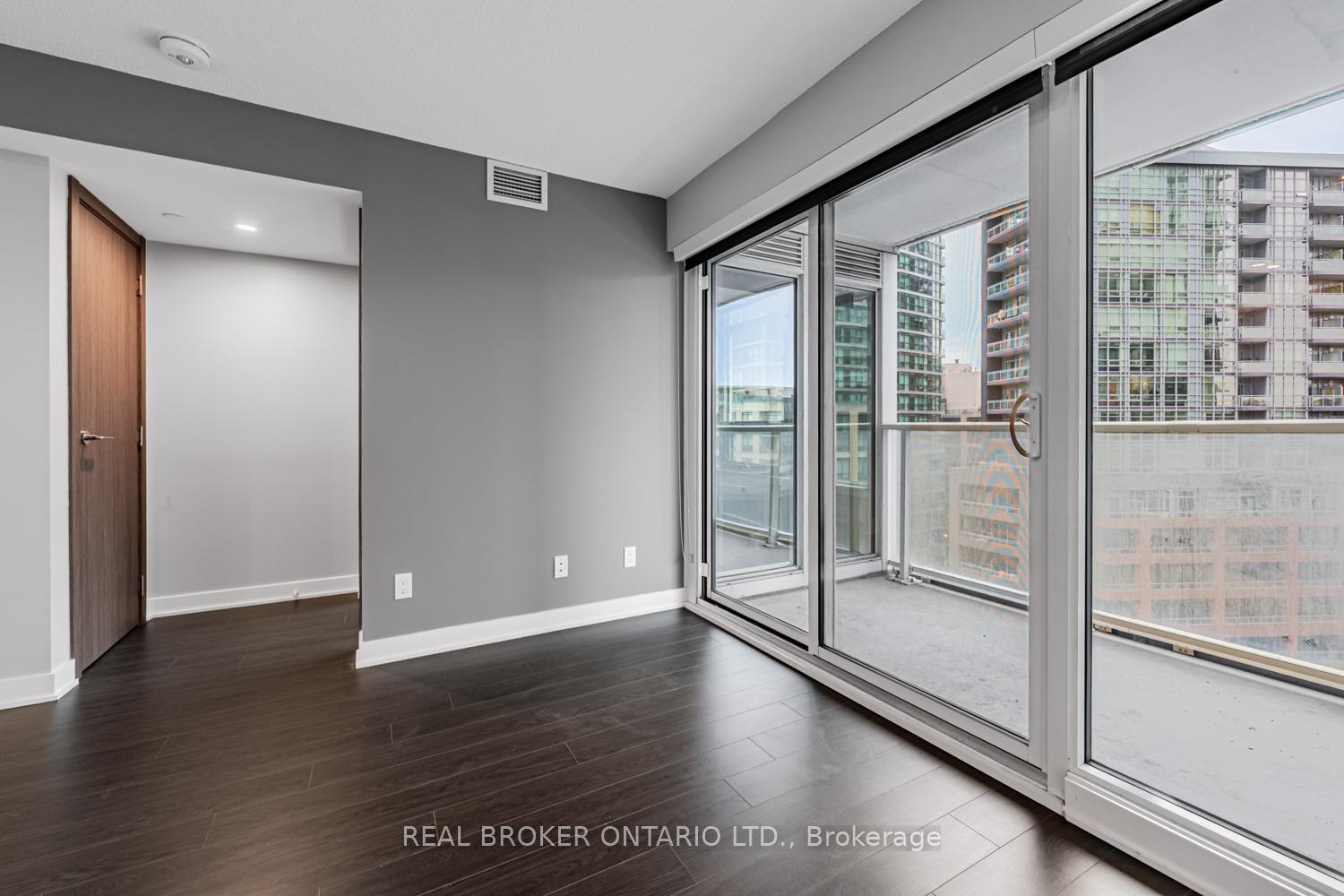 Photo 20 of Unit 816, 19 Bathurst Street, Toronto, Waterfront Communities — HOMEH