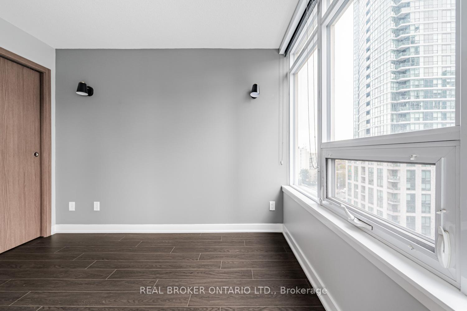 Photo 24 of Unit 816, 19 Bathurst Street, Toronto, Waterfront Communities — HOMEH