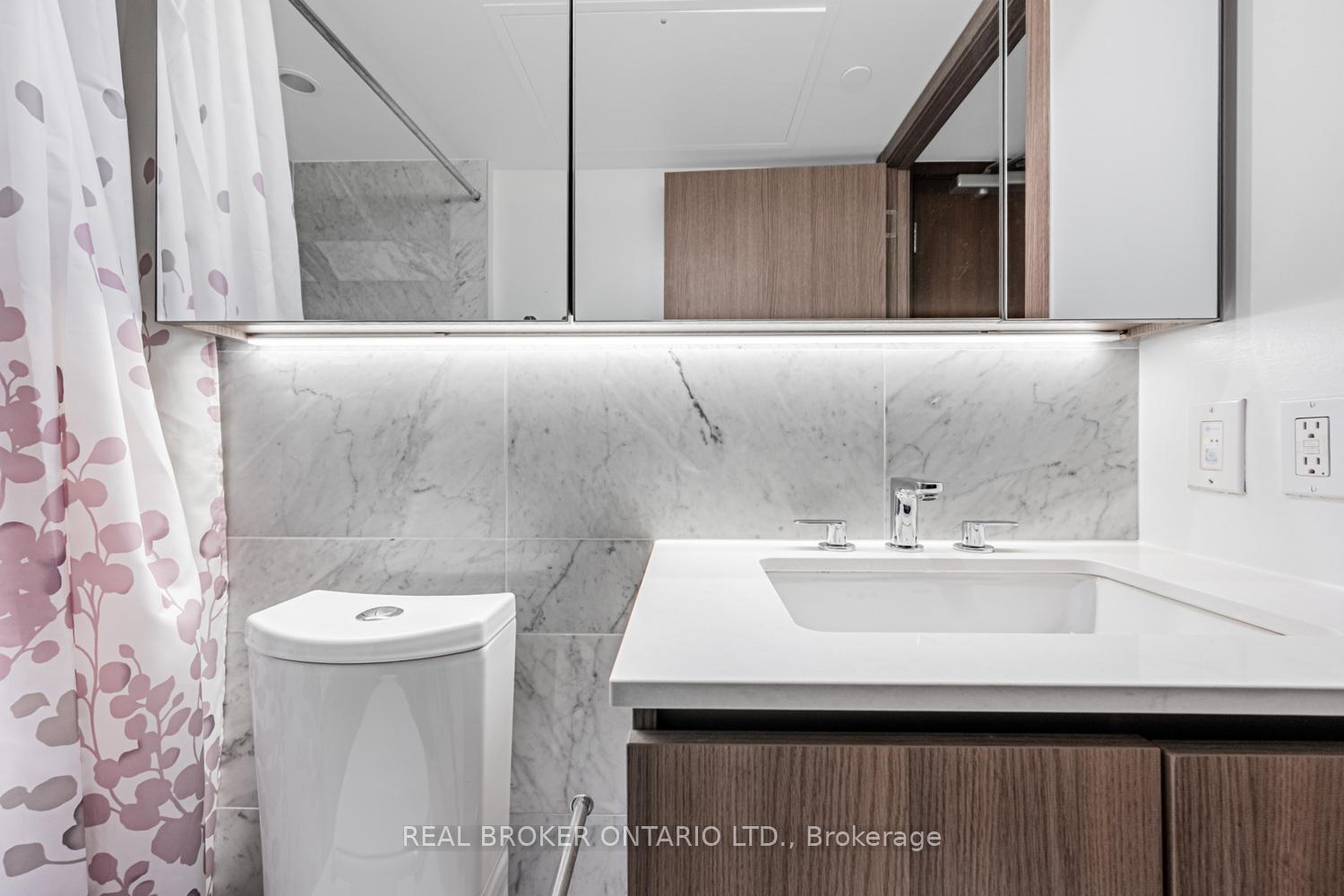 Photo 27 of Unit 816, 19 Bathurst Street, Toronto, Waterfront Communities — HOMEH