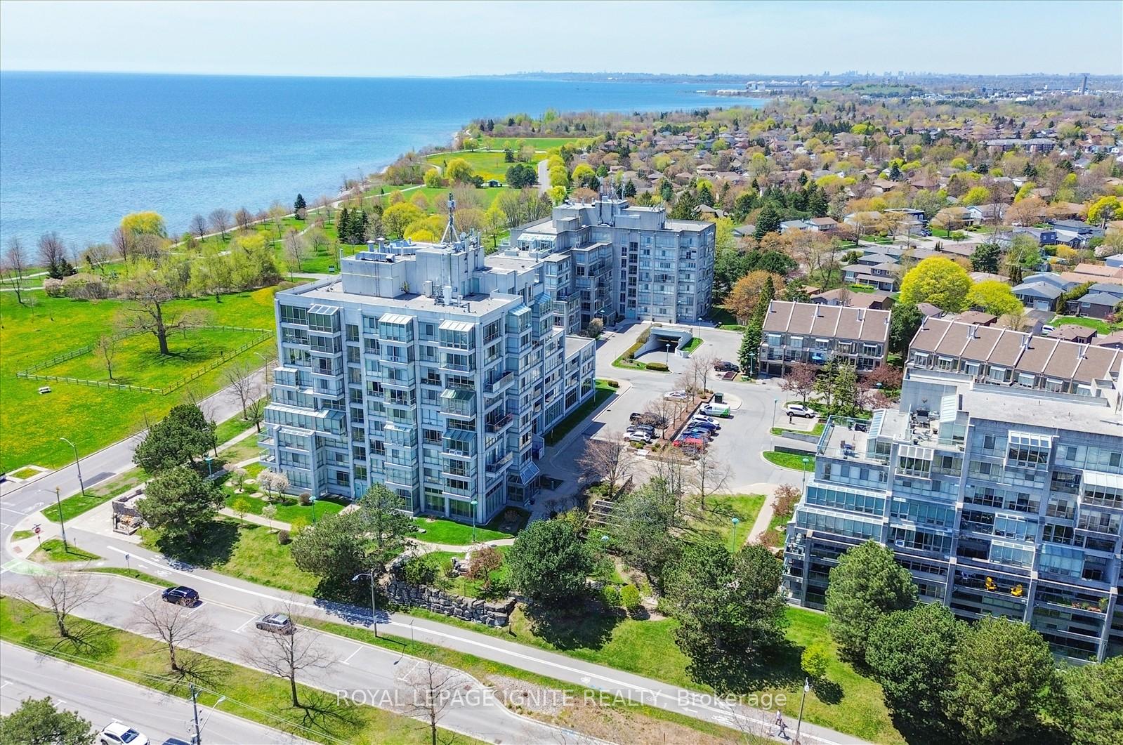 Photo 2 of Unit 812, 45 Cumberland Lane, Ajax, South West — HOMEH