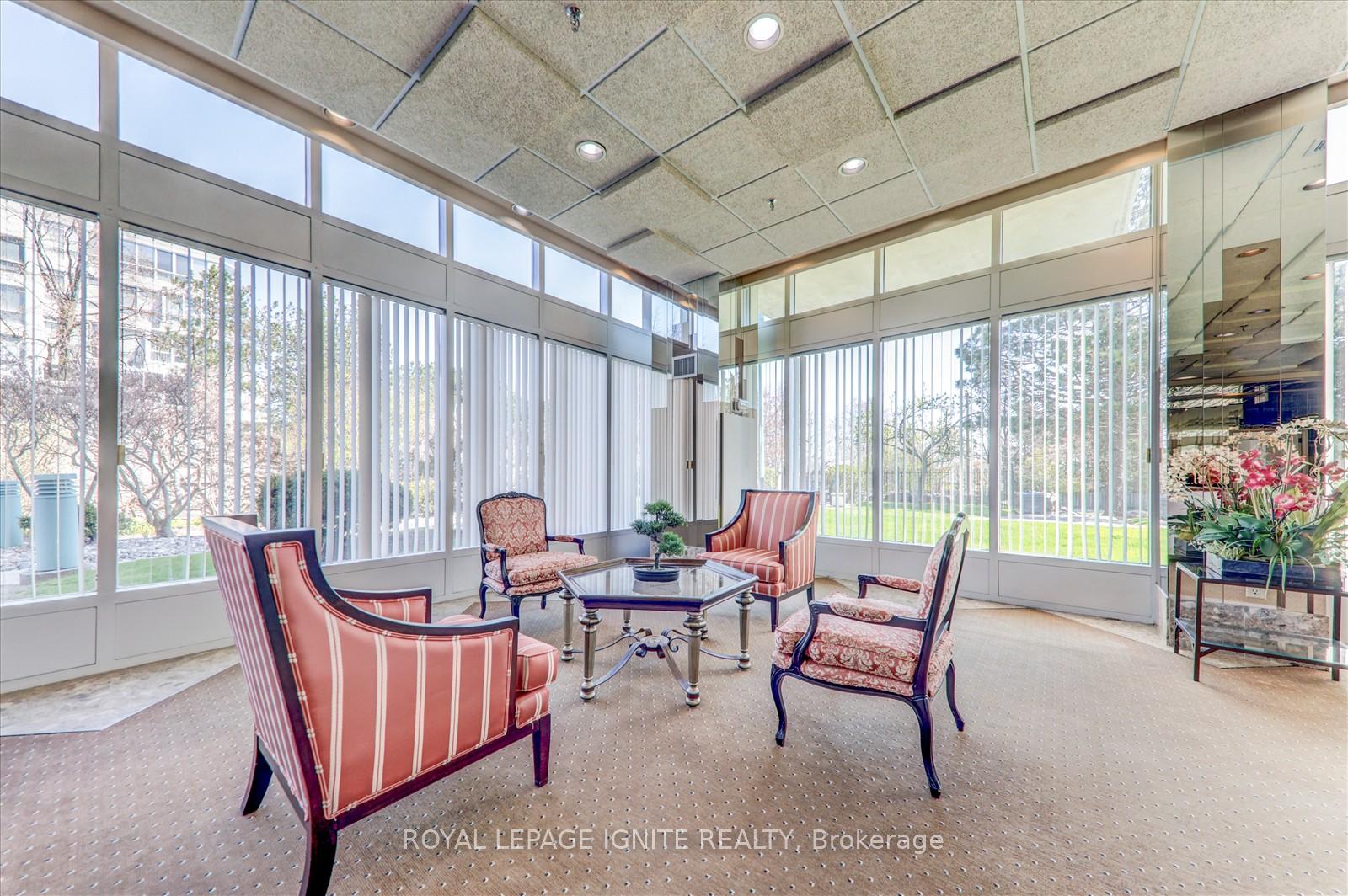 Photo 7 of Unit 812, 45 Cumberland Lane, Ajax, South West — HOMEH