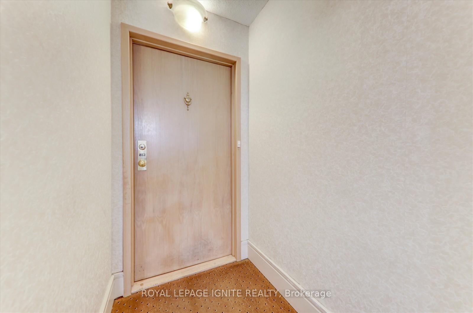 Photo 10 of Unit 812, 45 Cumberland Lane, Ajax, South West — HOMEH
