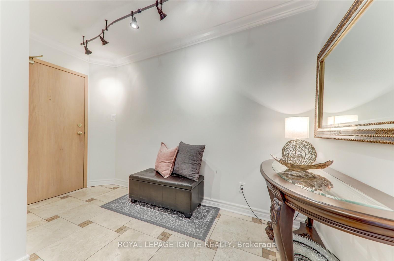 Photo 11 of Unit 812, 45 Cumberland Lane, Ajax, South West — HOMEH