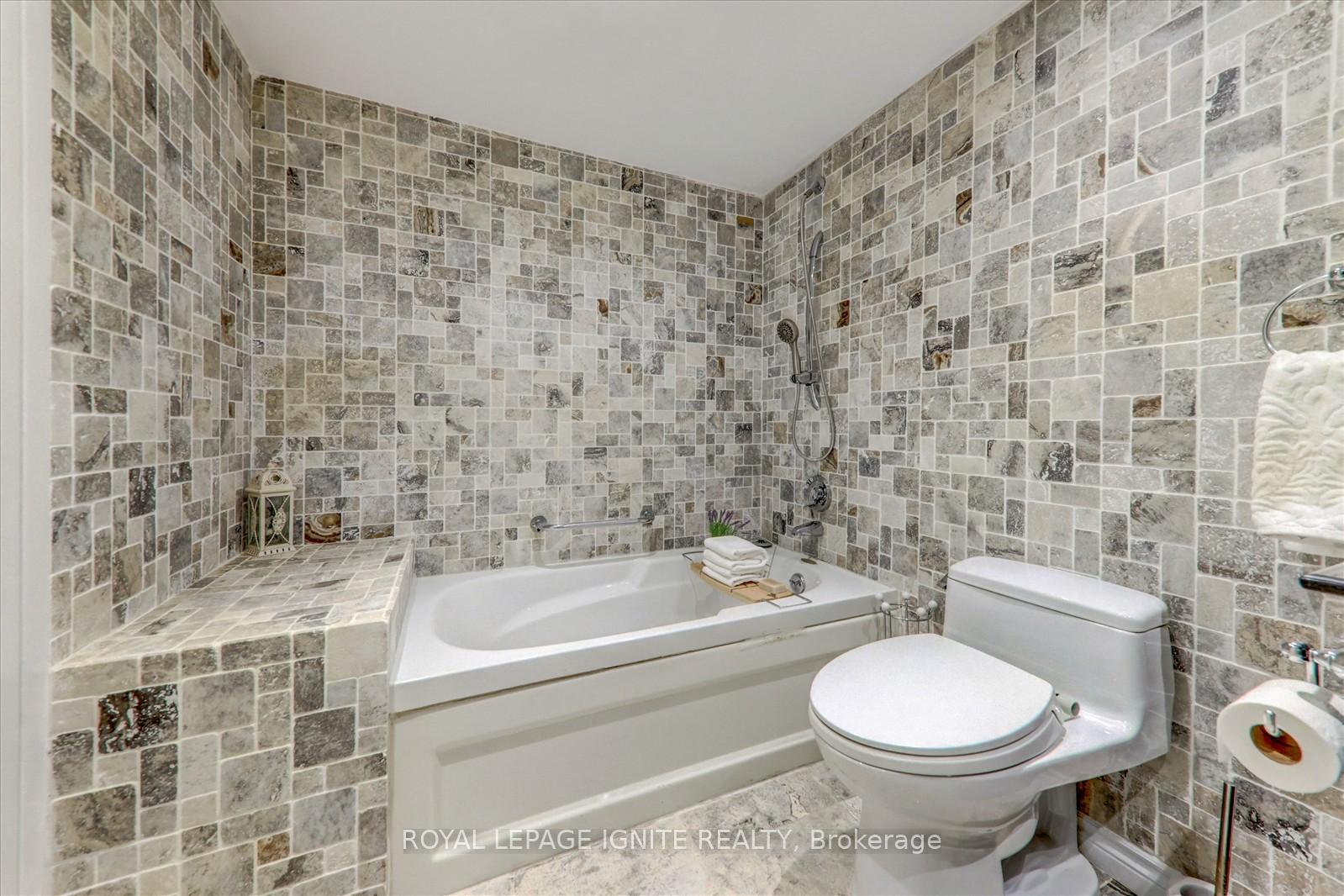 Photo 28 of Unit 812, 45 Cumberland Lane, Ajax, South West — HOMEH