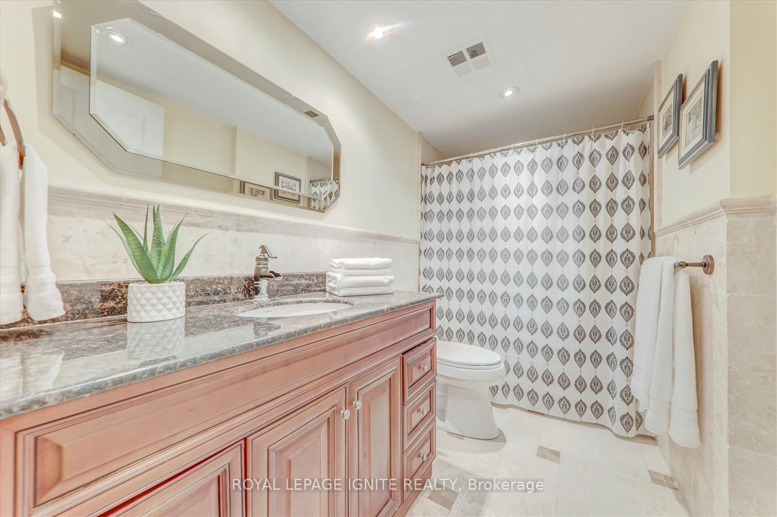 Photo 33 of Unit 812, 45 Cumberland Lane, Ajax, South West — HOMEH